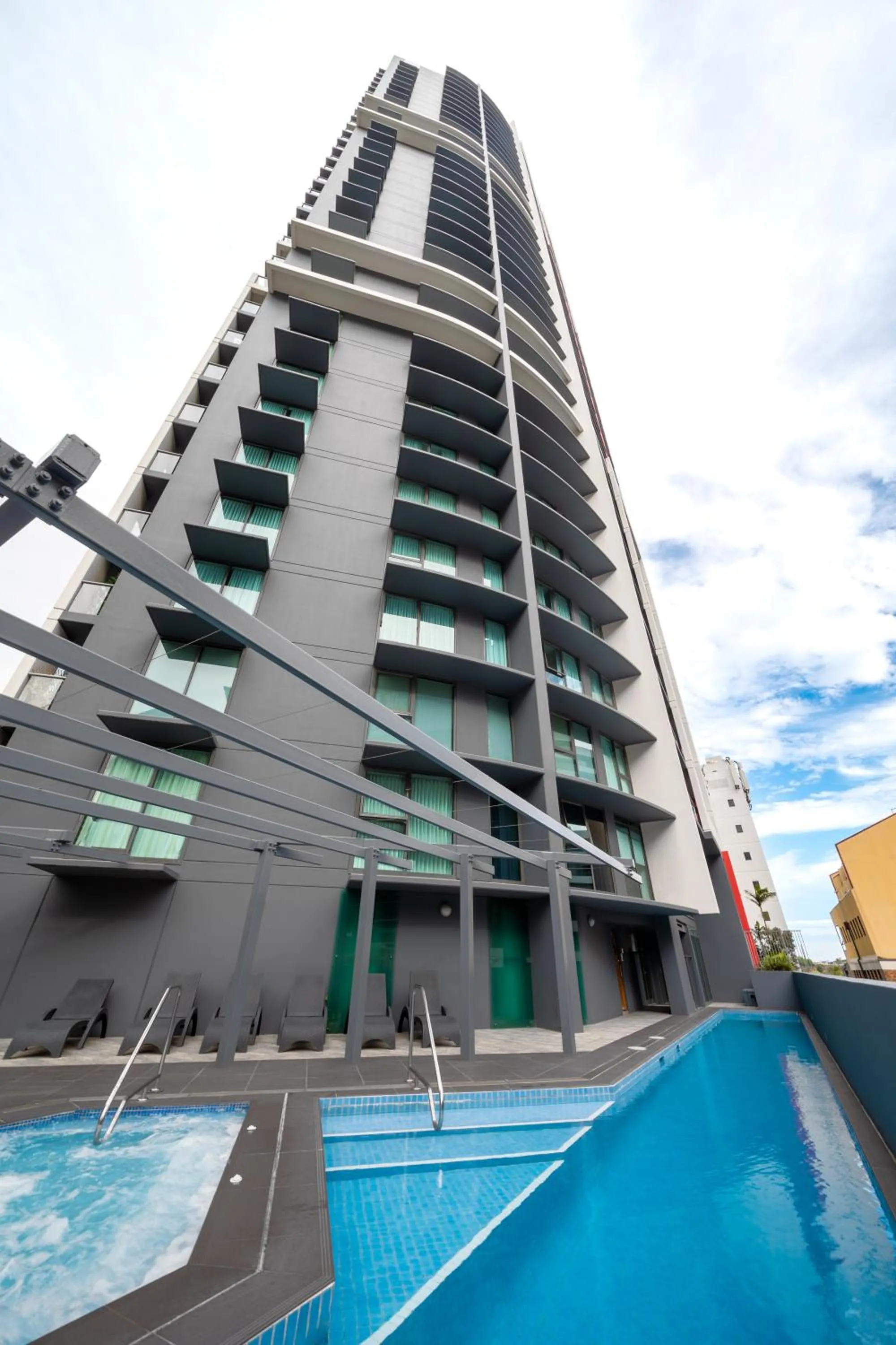 Property building in Oaks Brisbane on Felix Suites