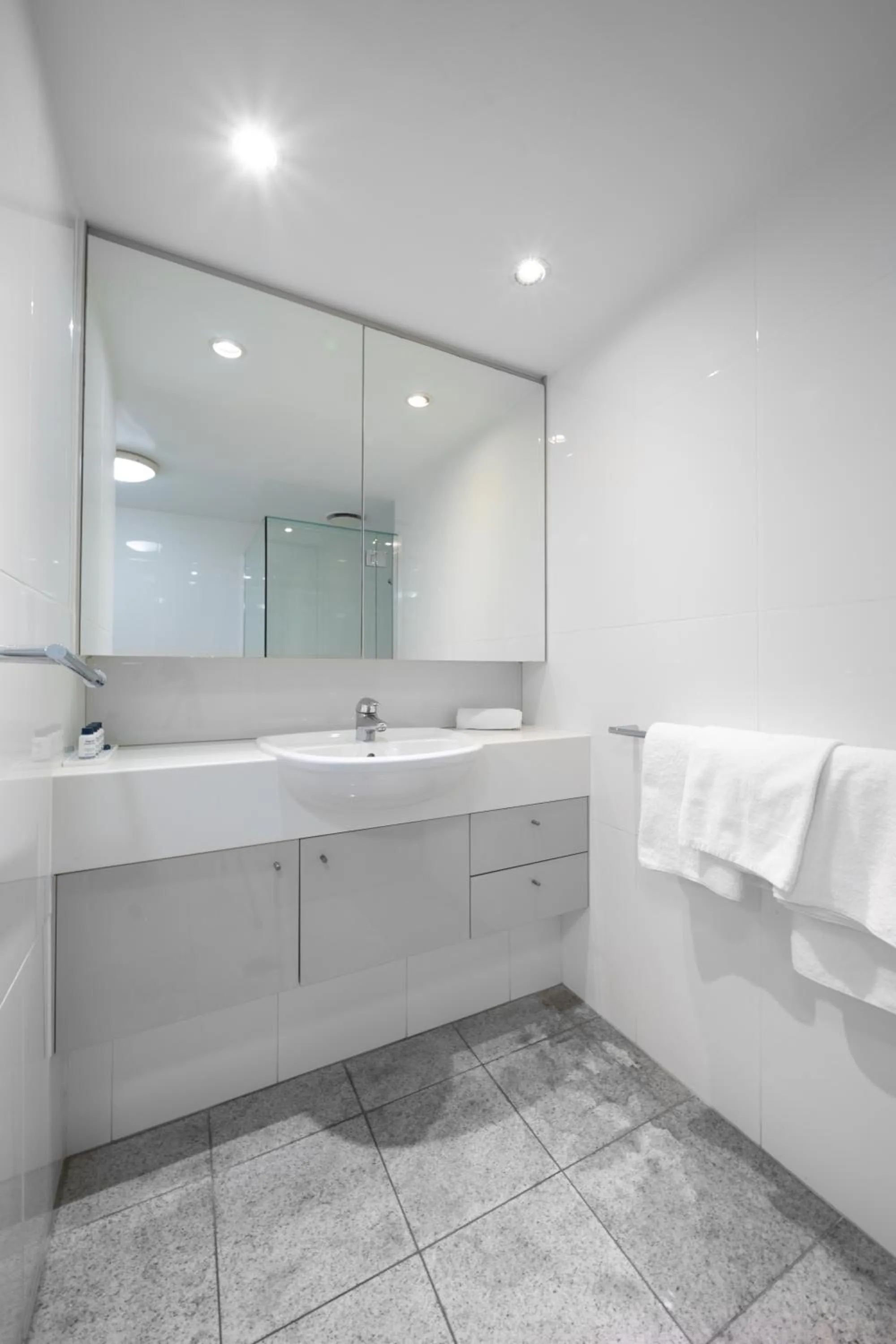 Bathroom in Oaks Brisbane on Felix Suites