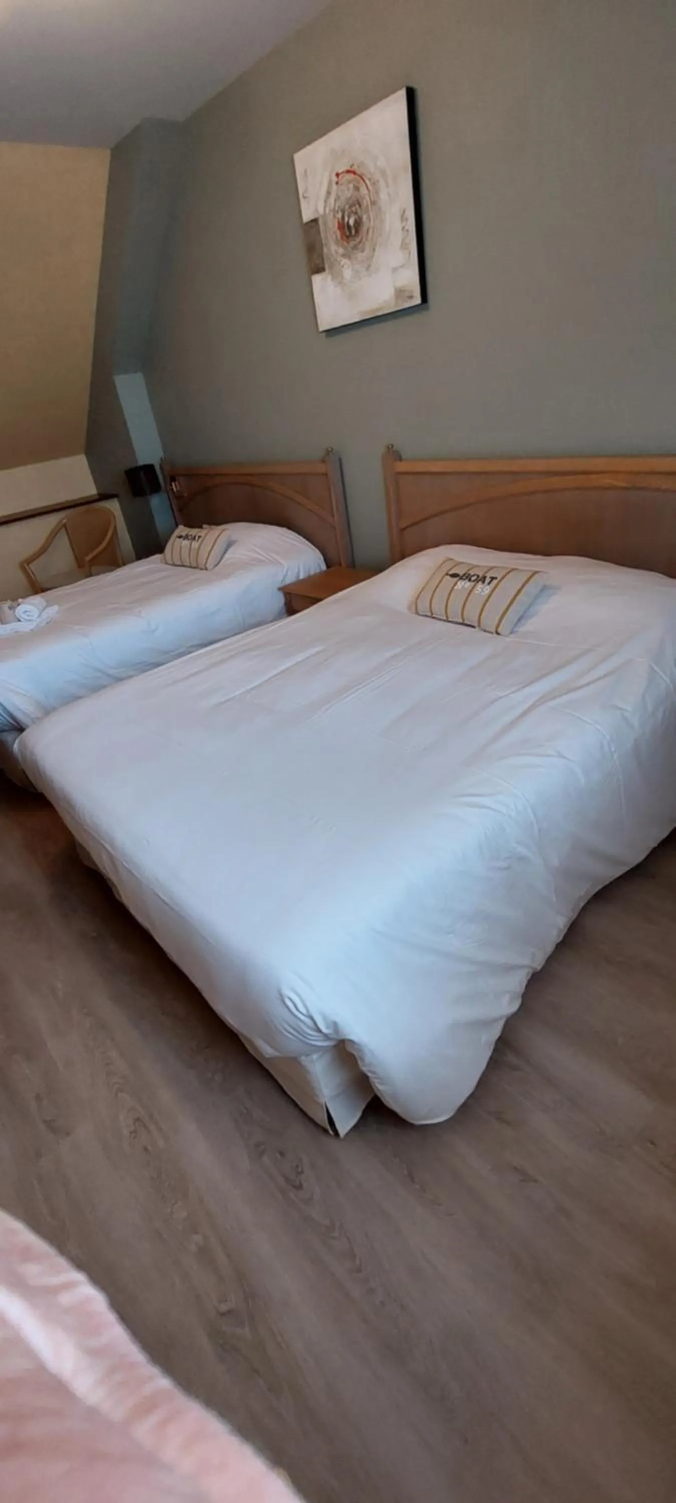 Photo of the whole room, Bed in Hotel Beau Rivage