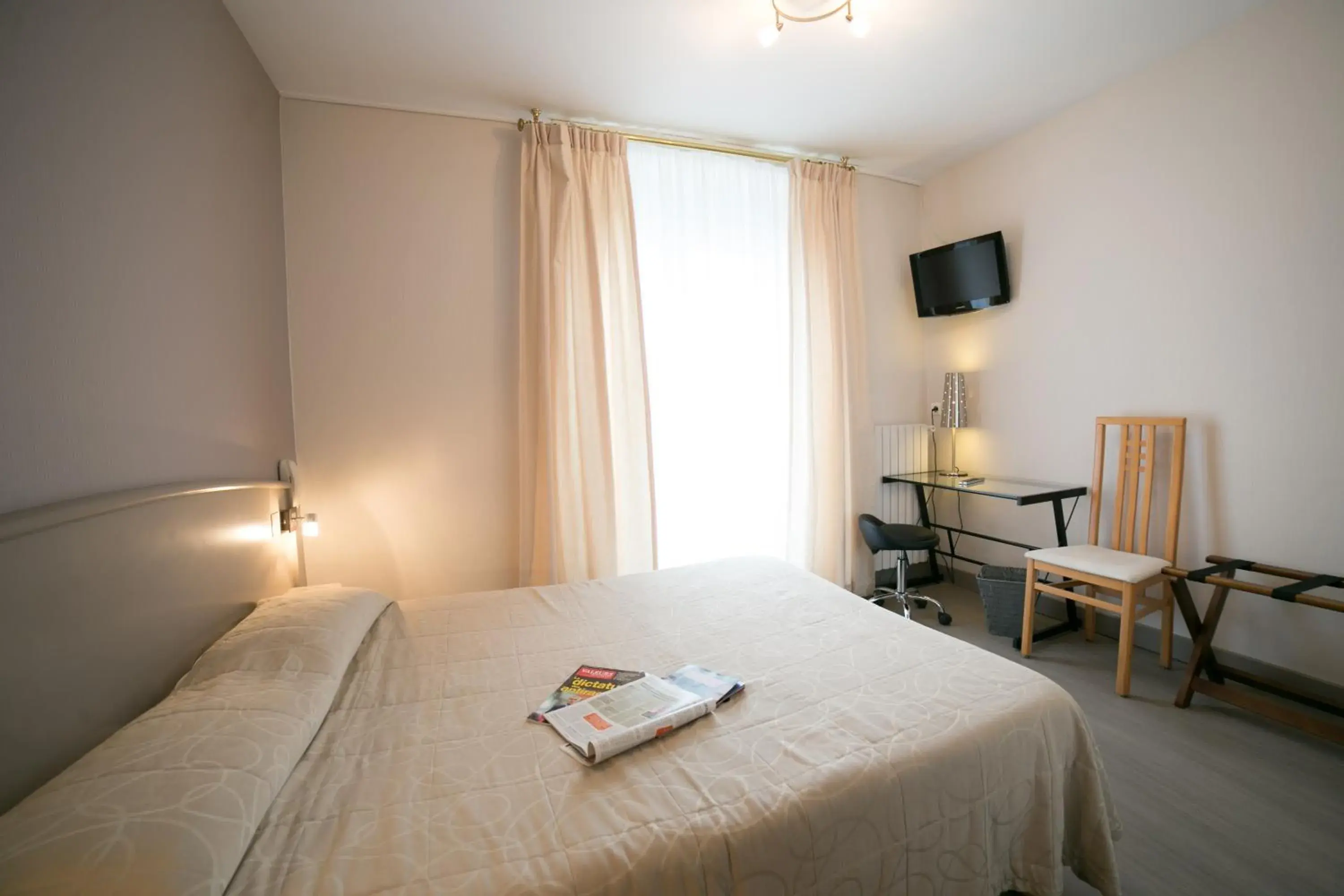 Standard Plus Double Room in Hotel Beau Rivage Standard Plus Double Room in Hotel Beau Rivage