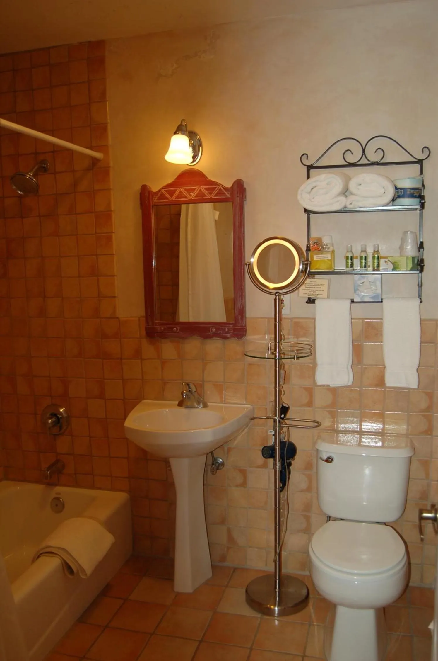 Bathroom in Hotel La Fonda de Taos