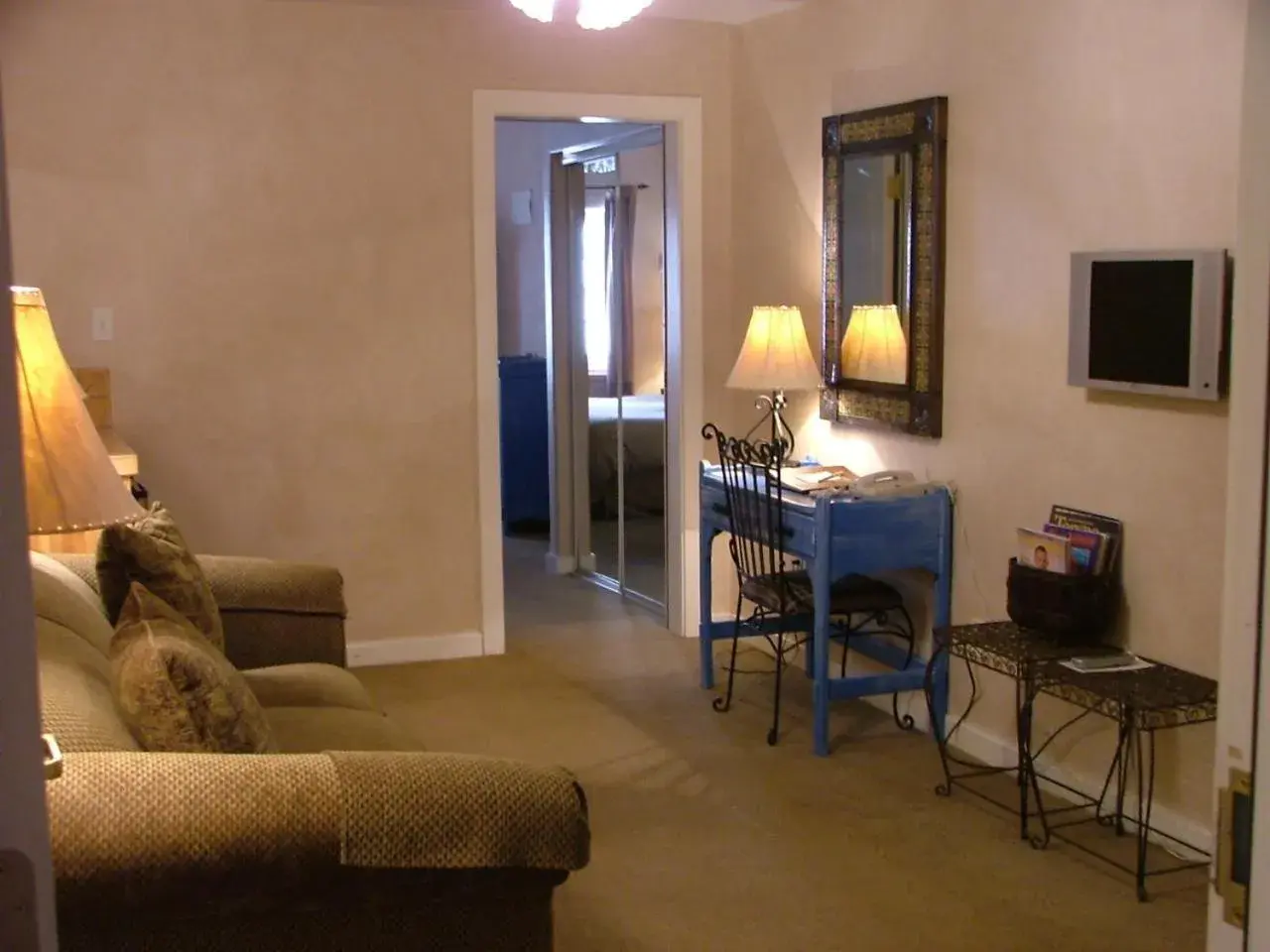 One-Bedroom Suite in Hotel La Fonda de Taos One-Bedroom Suite in Hotel La Fonda de Taos