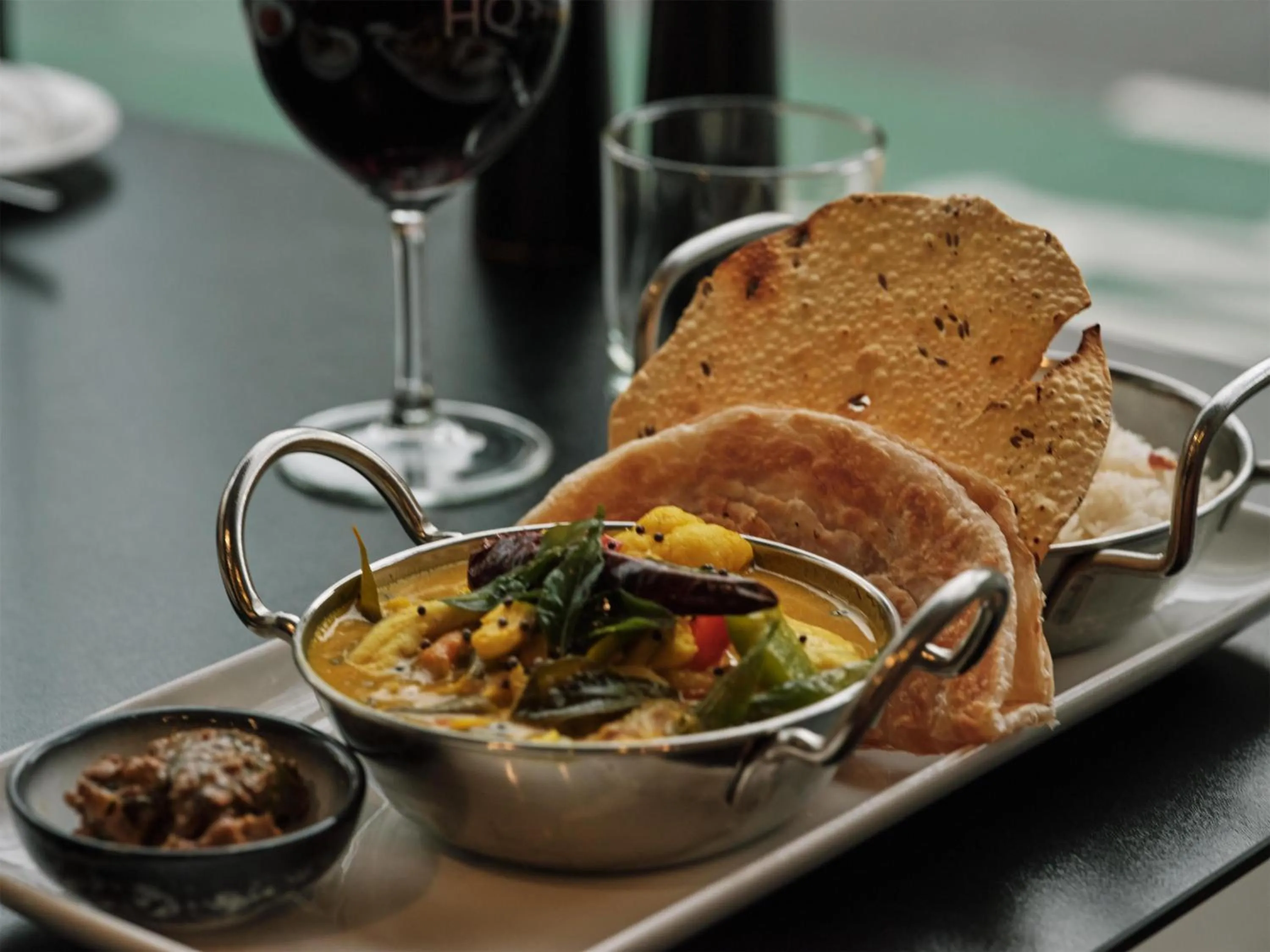 Restaurant/places to eat in Radisson On Flagstaff Gardens Melbourne