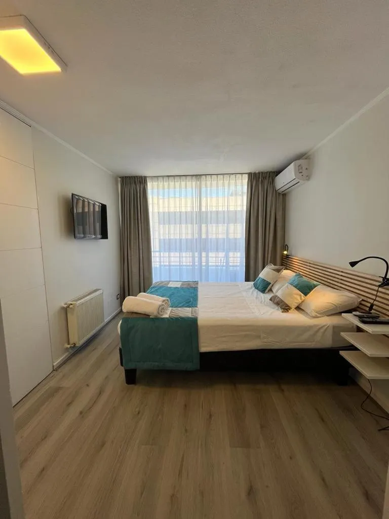 Bed in Apart Lyon Suite