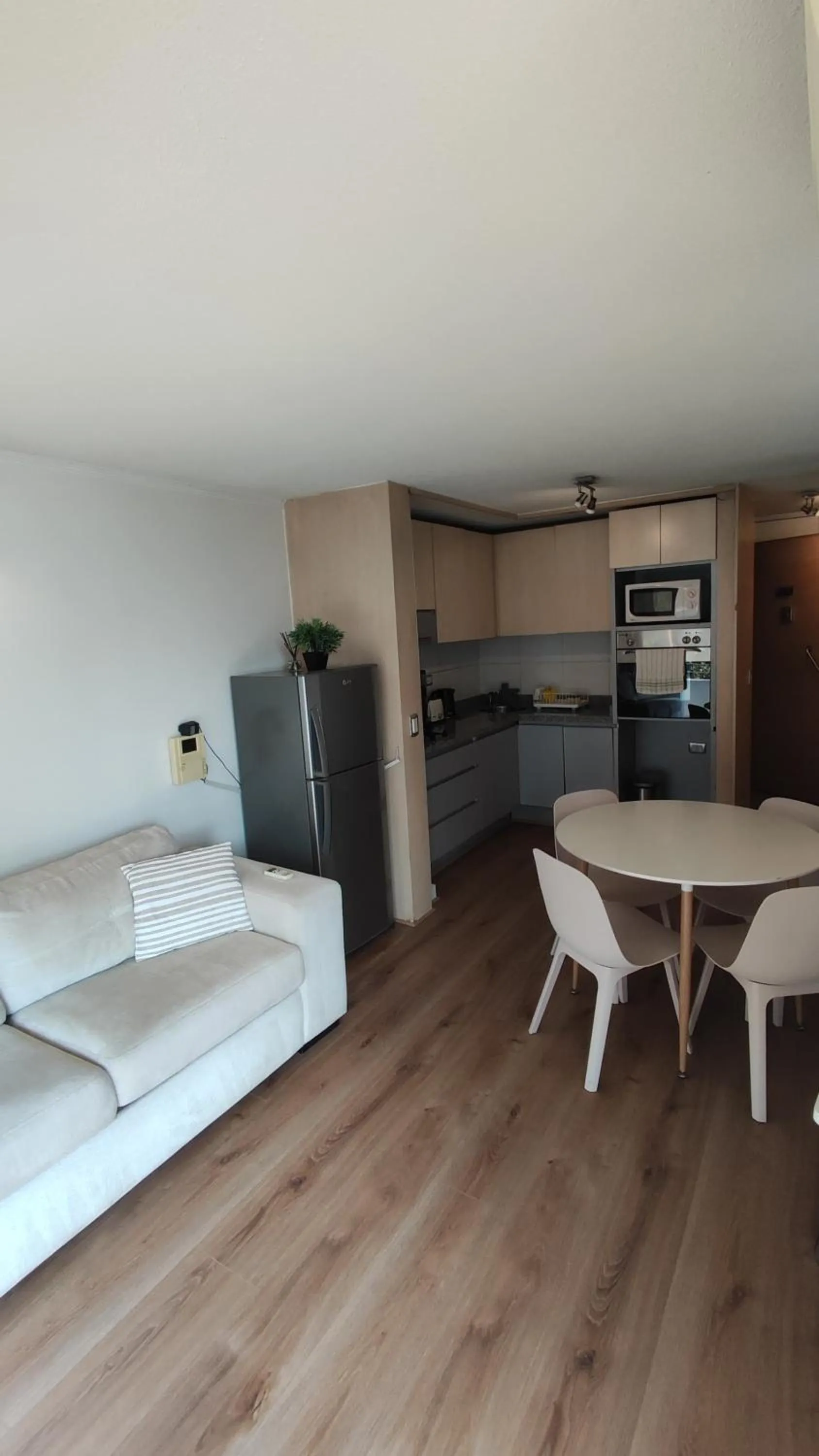 Kitchen or kitchenette in Apart Lyon Suite