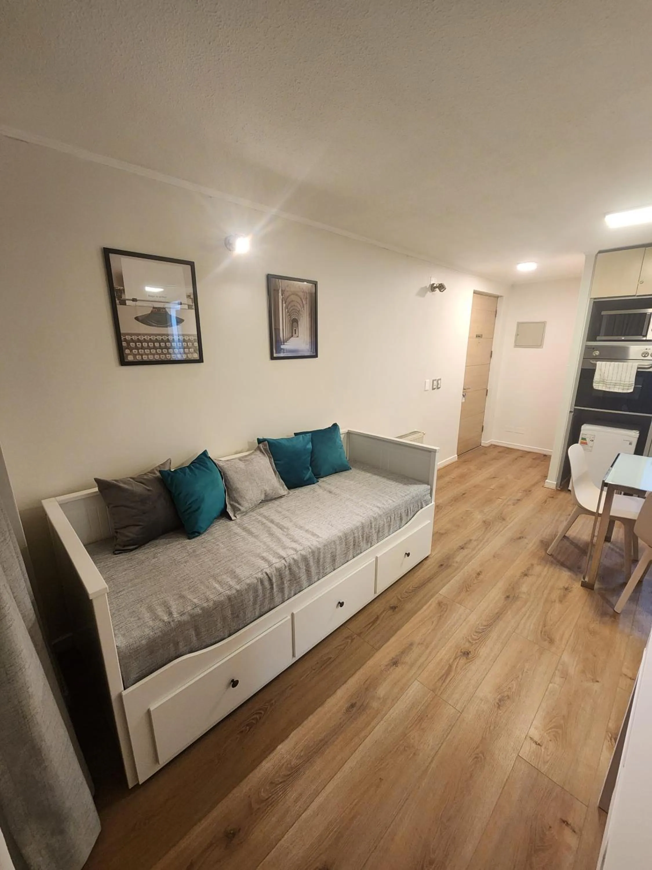 Bed in Apart Lyon Suite