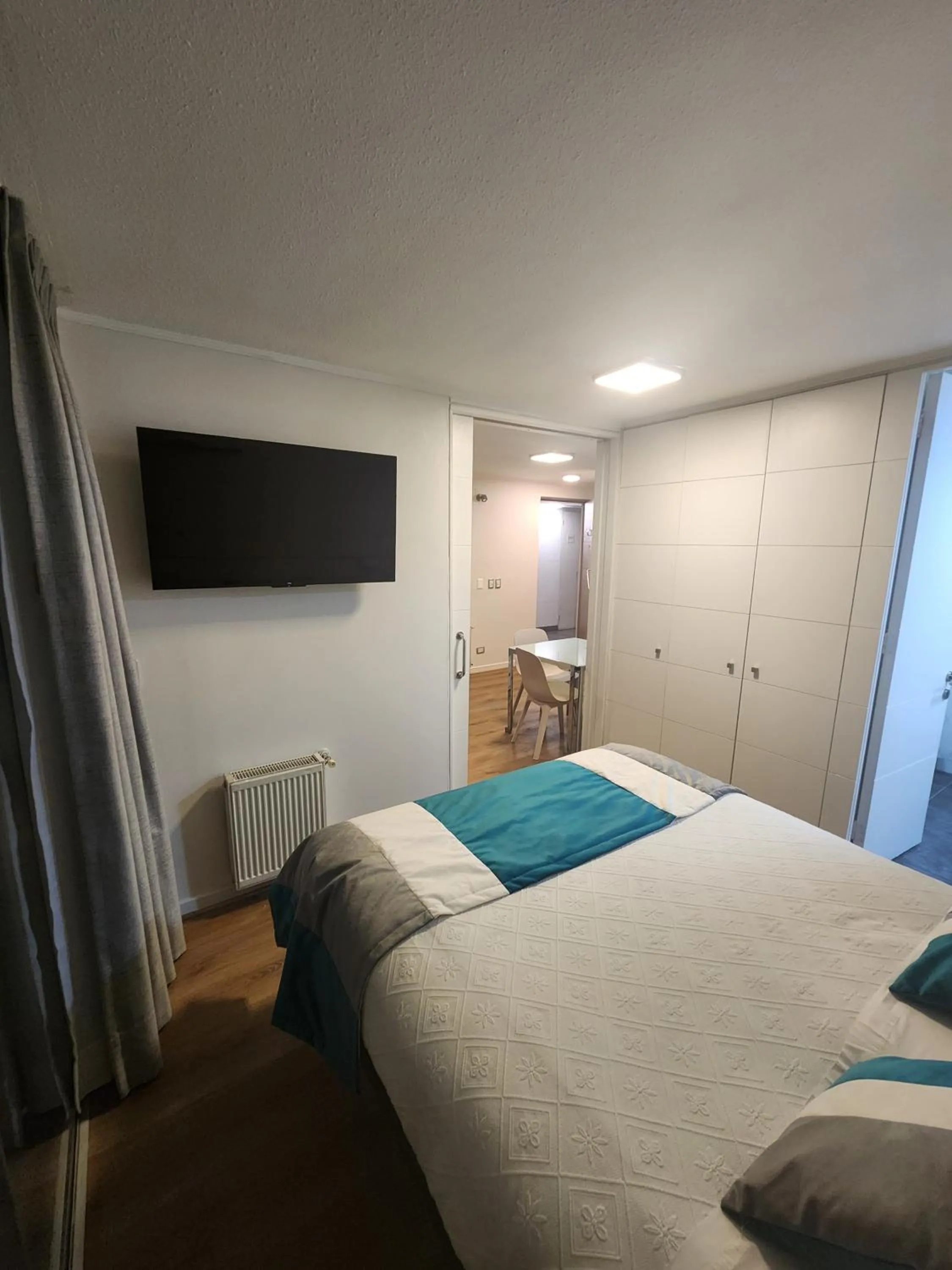 Bed in Apart Lyon Suite