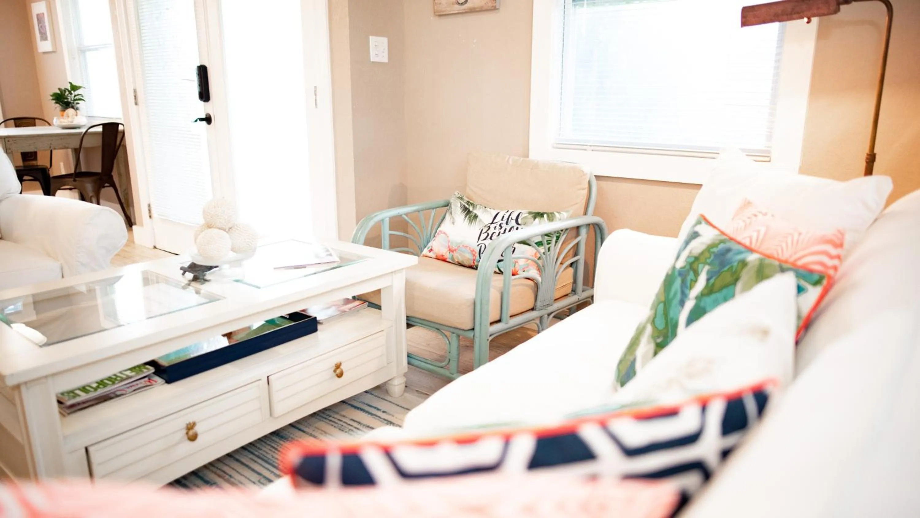 Bed in Meranova Guest Inn