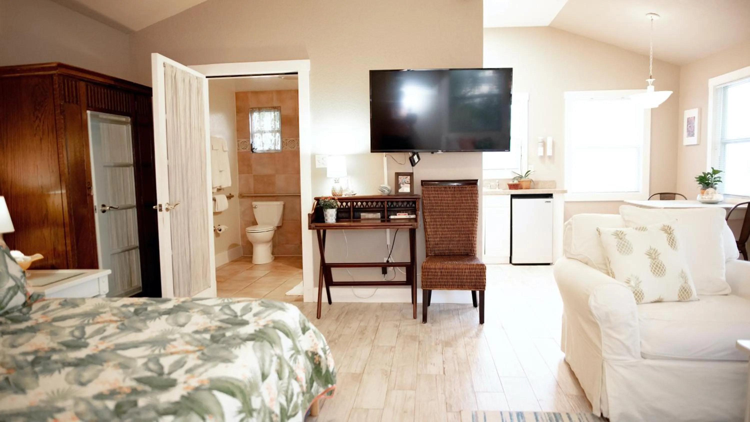 Bed in Meranova Guest Inn