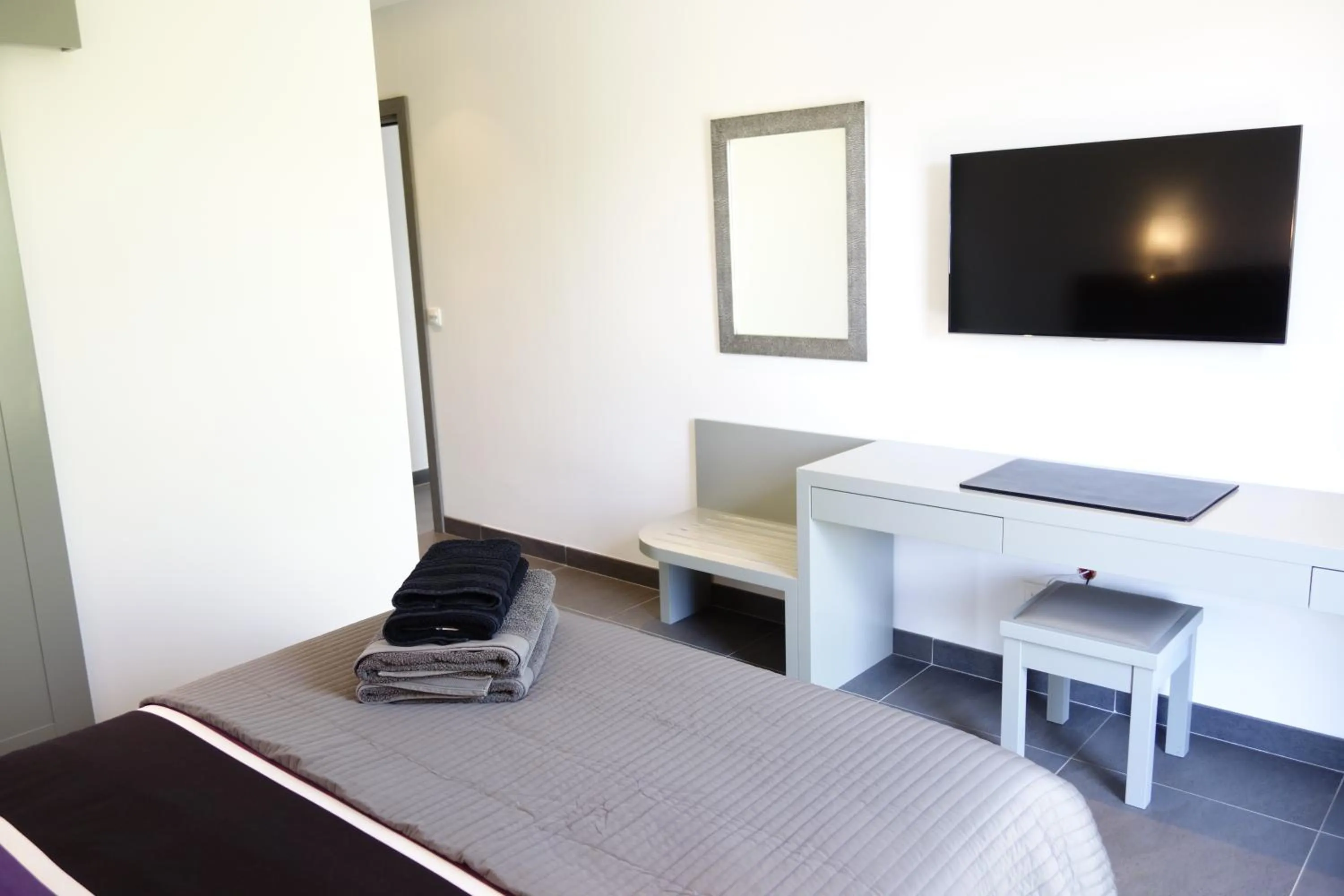 Bed in Villa Otilia-Bed and Breakfast-Chambres d'hôtes en Provence