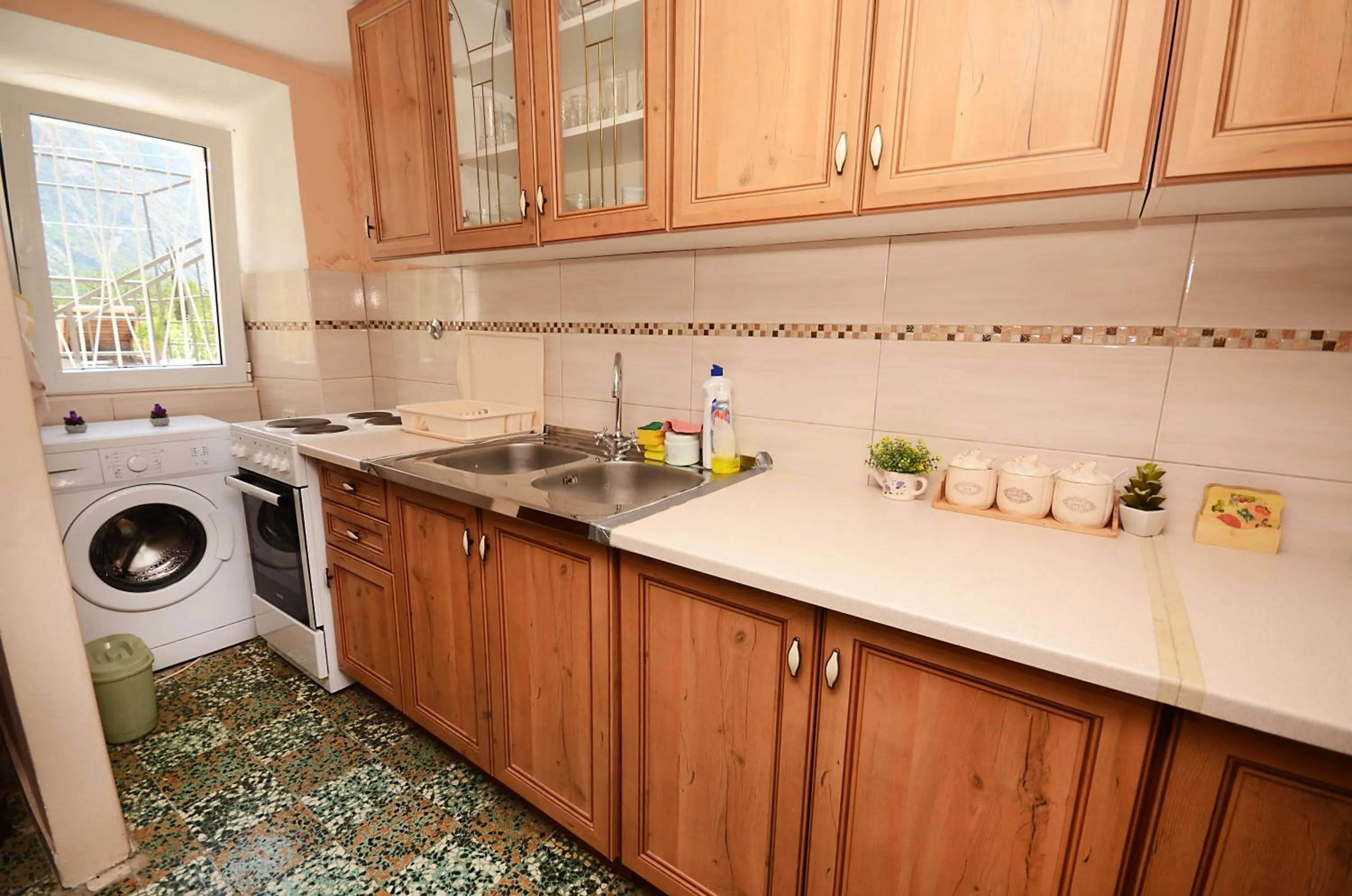 Kitchen or kitchenette in Stone House Dragutinovic