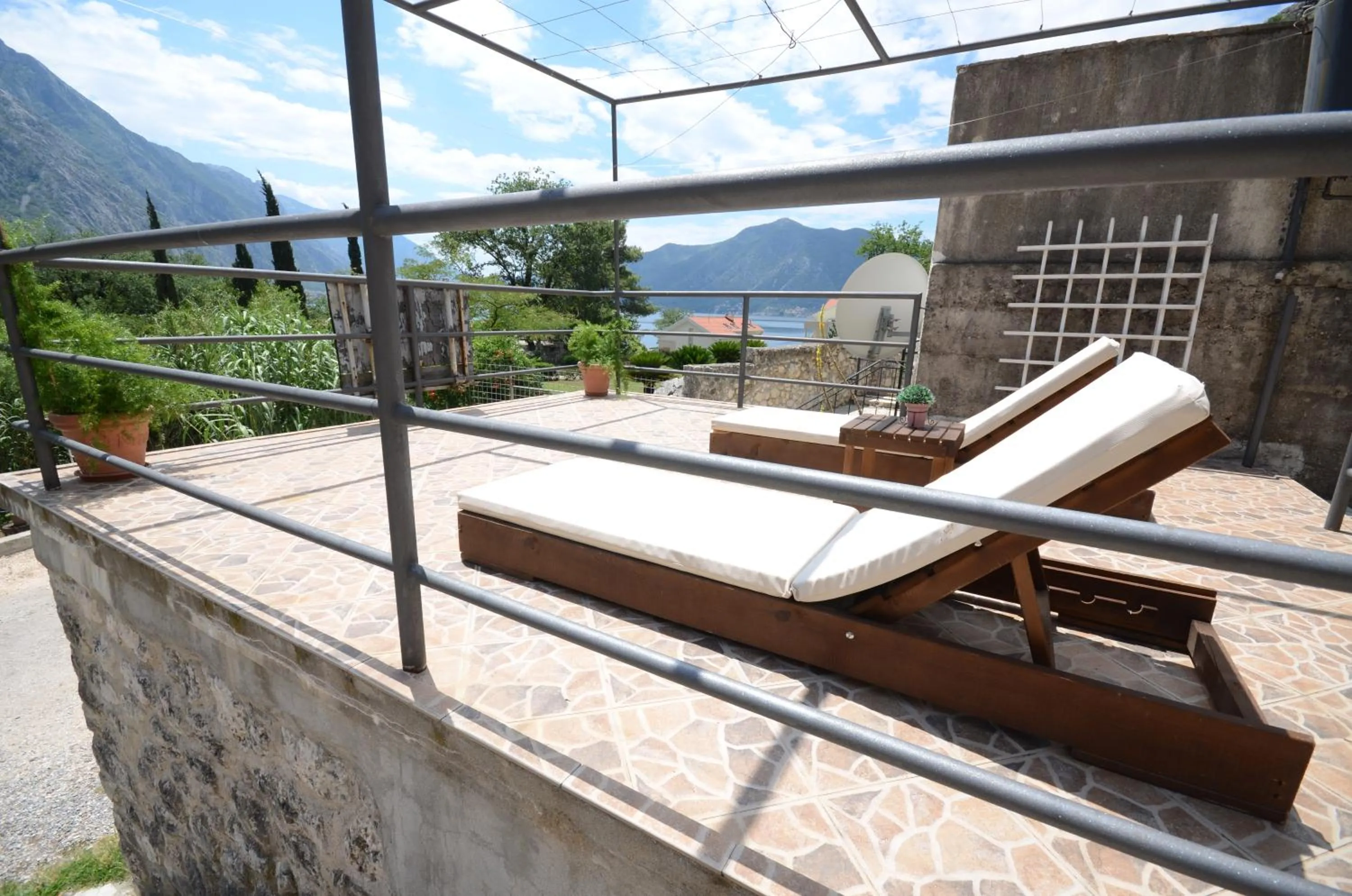 Sea view in Stone House Dragutinovic