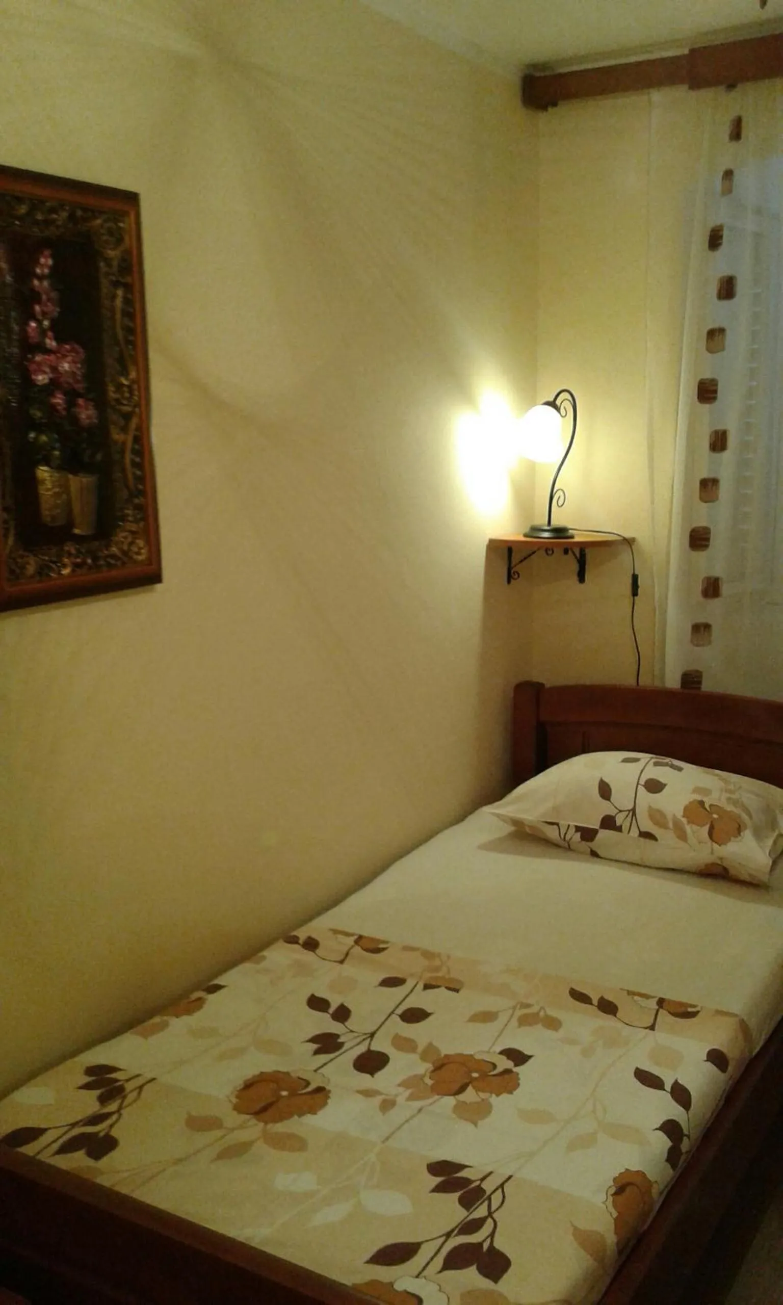 Bedroom, Bed in Stone House Dragutinovic
