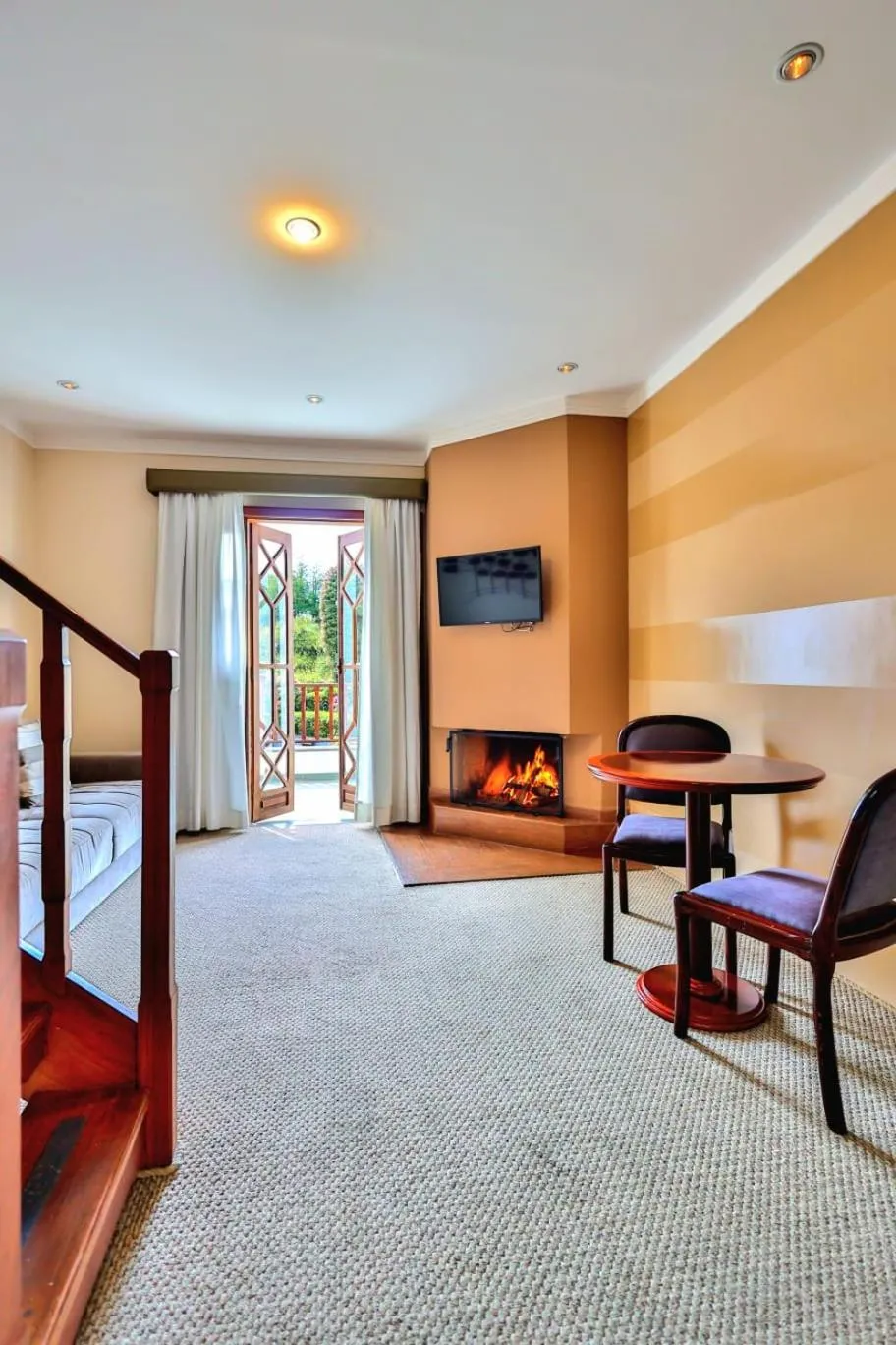 Living room, Bed in Hotel Home Green Home