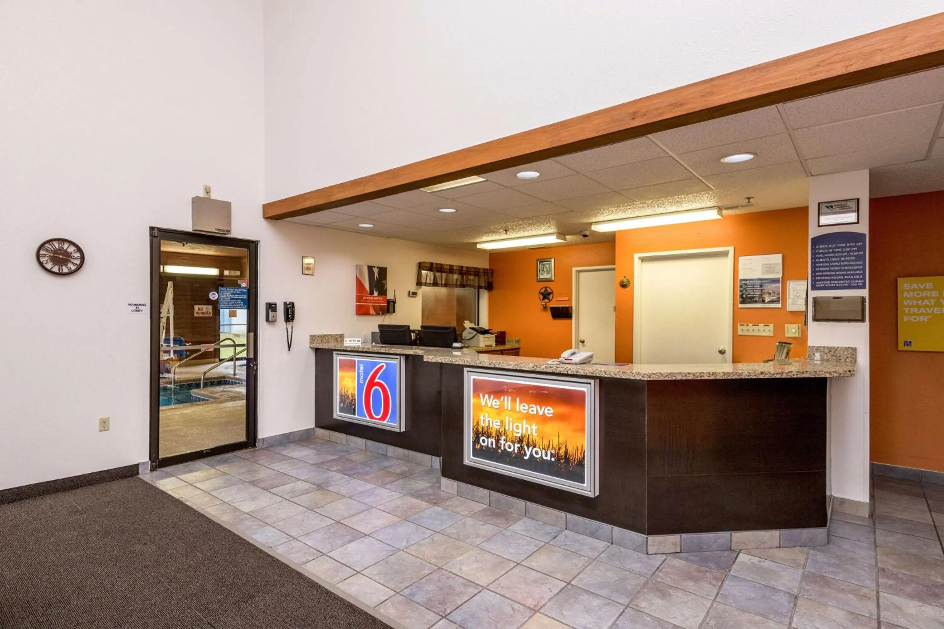 Property logo or sign in Motel 6-Waterloo, IA