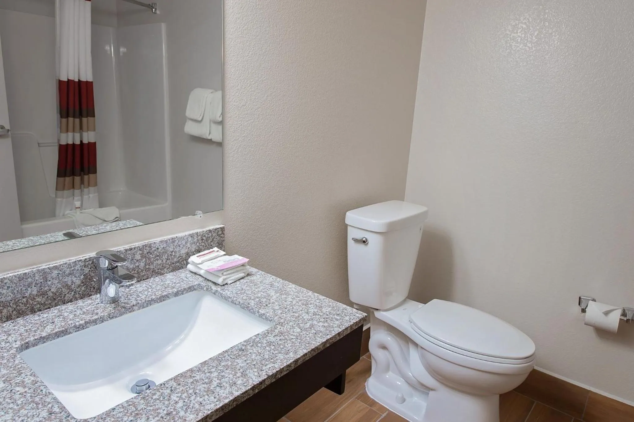 Bathroom in Red Roof Inn Georgetown, IN - Louisville West