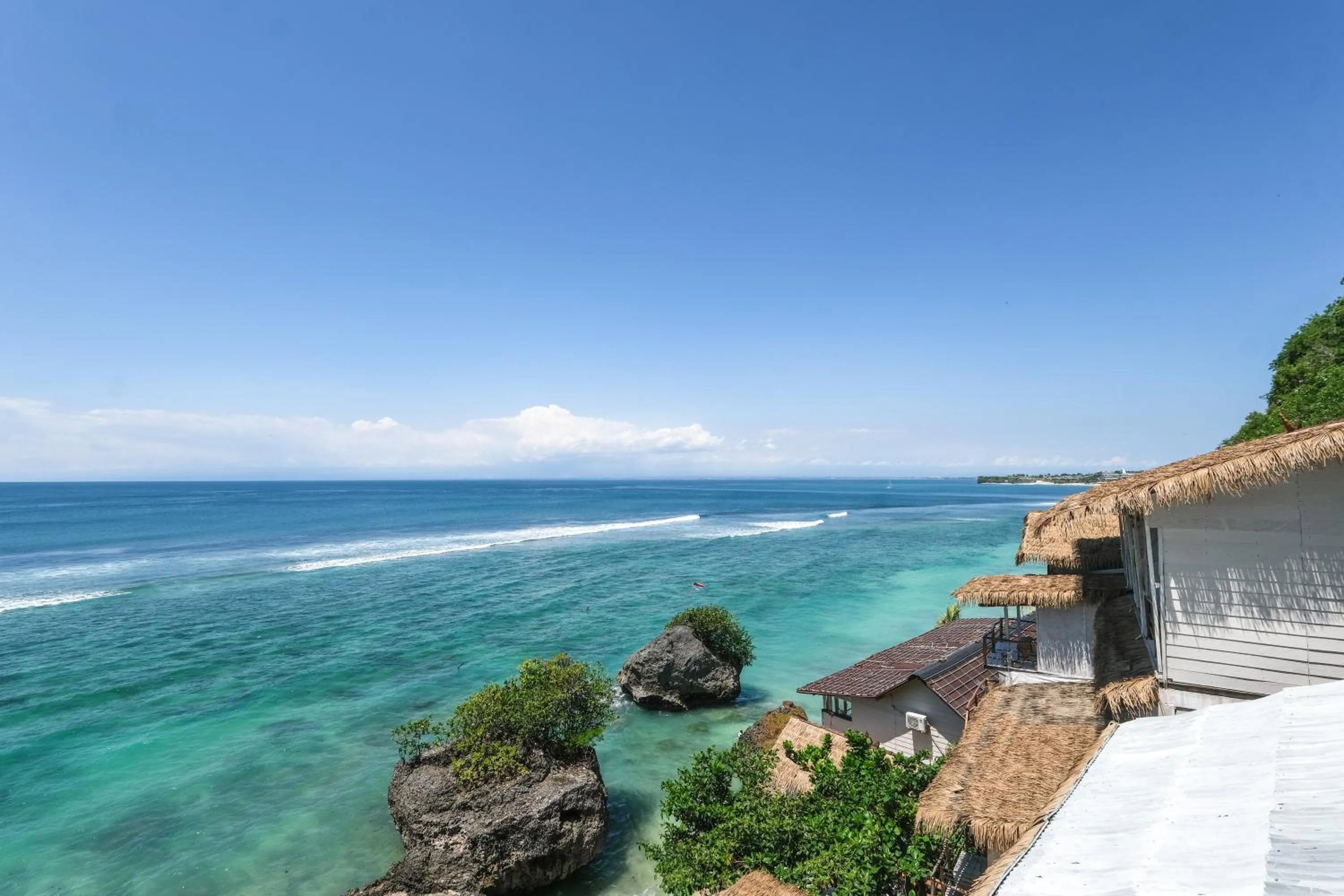 Beach in Le Cliff Bali