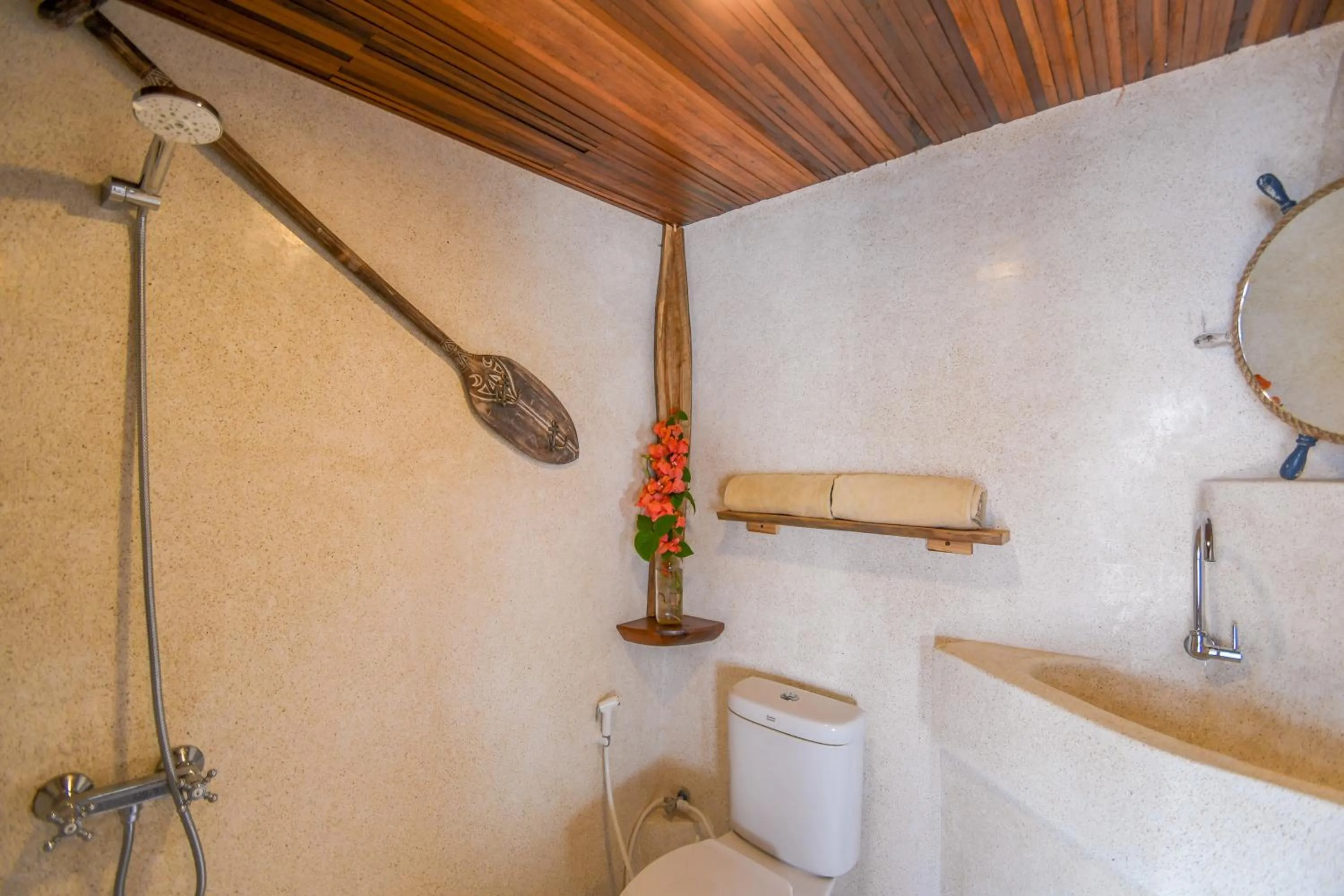 Shower in Le Cliff Bali