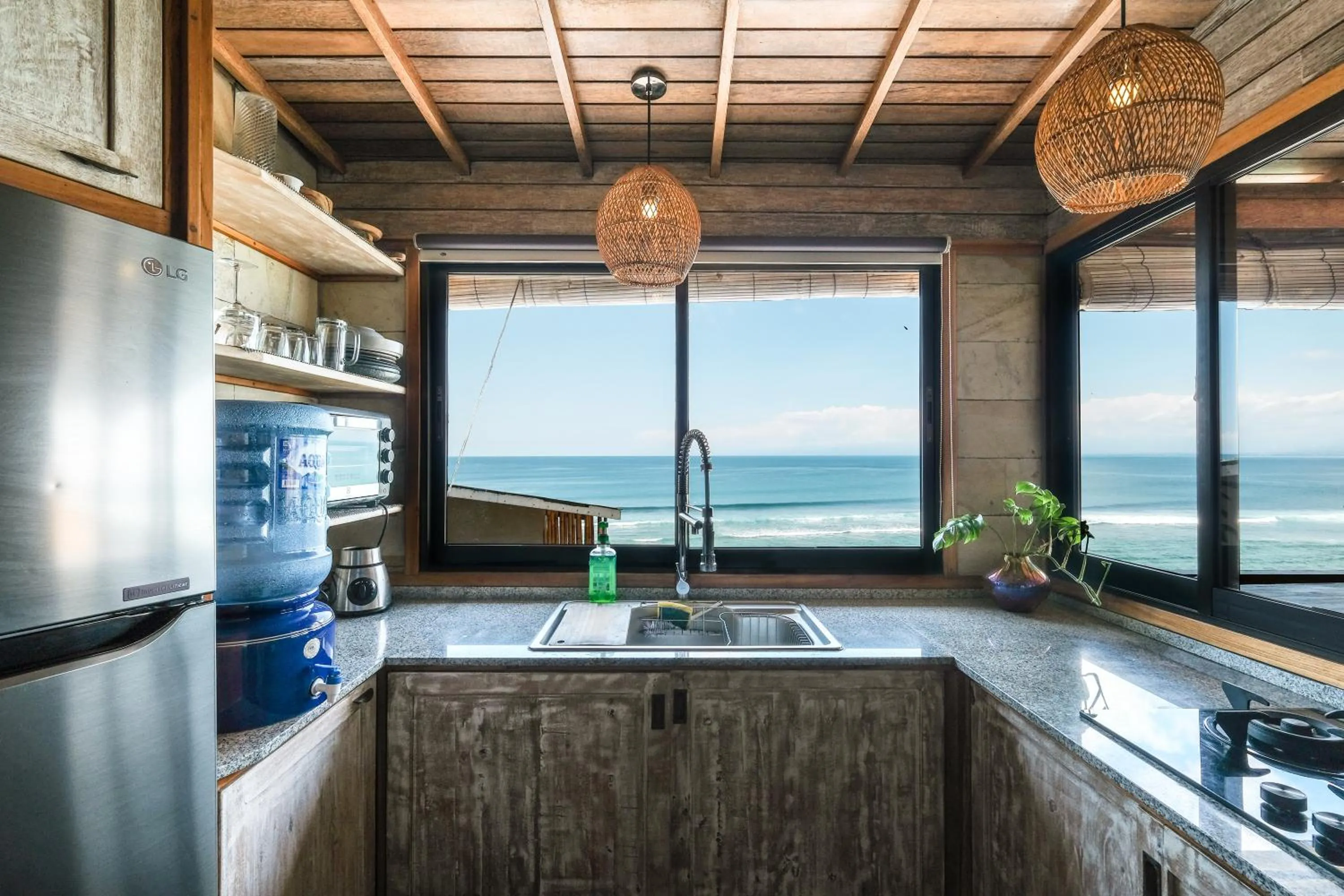 kitchen in Le Cliff Bali