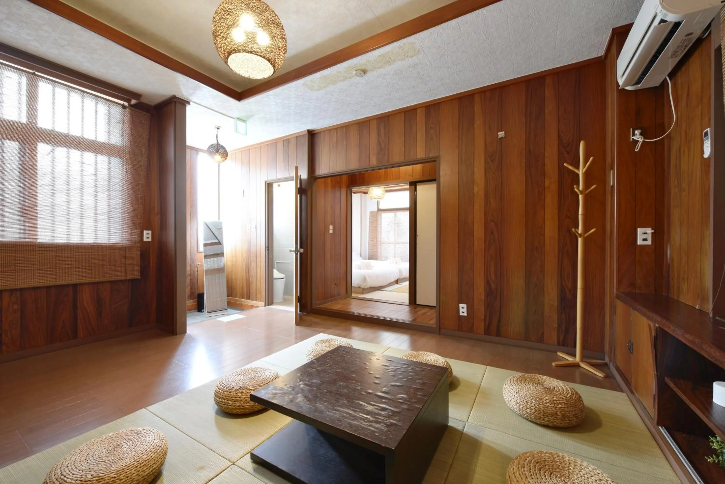 Bed in Mensore Houese