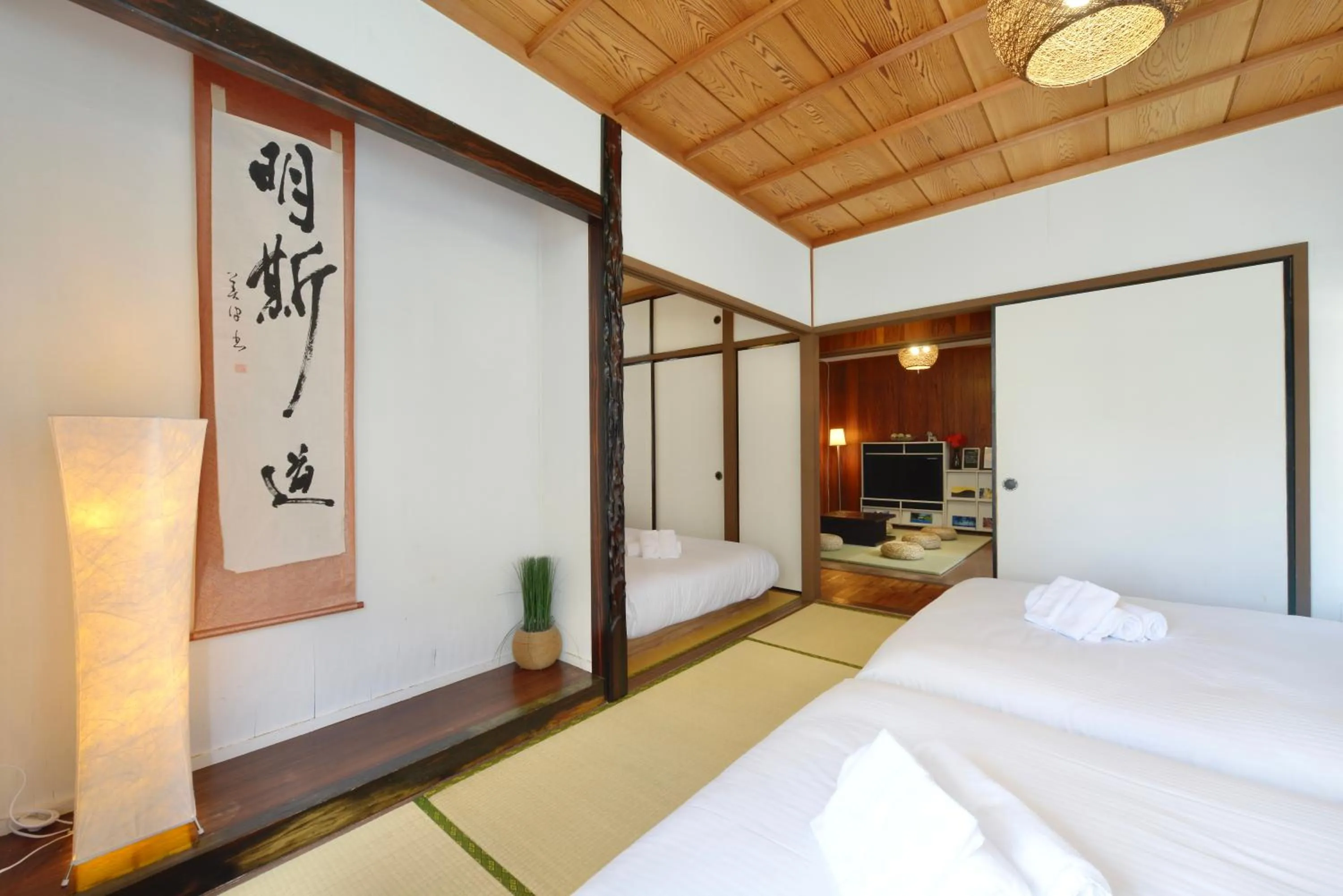 Bed in Mensore Houese