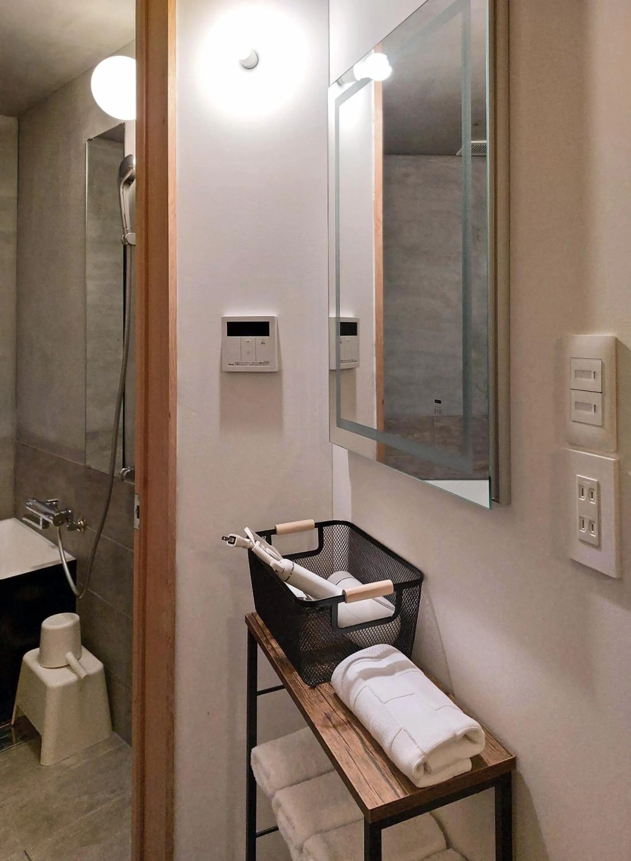 Shower in Machiya Hotel YANAGI