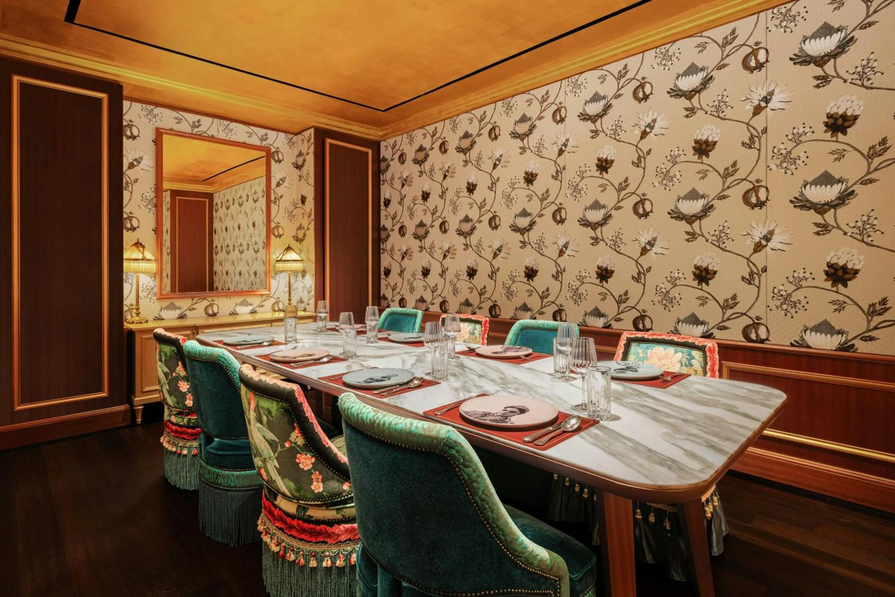 Restaurant/places to eat in Maxwell Reserve Singapore, Autograph Collection