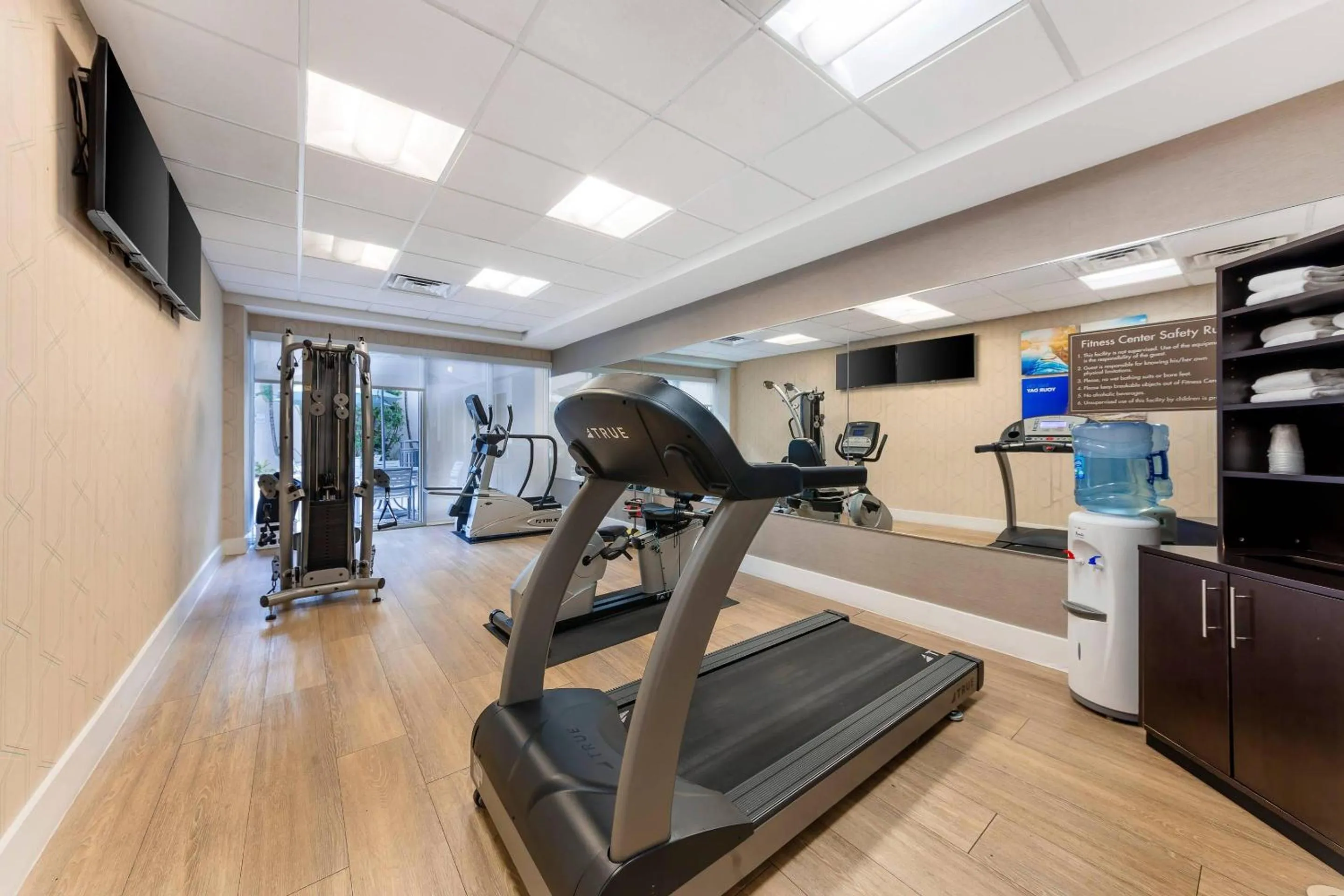 Fitness centre/facilities in Comfort Suites Miami Airport North