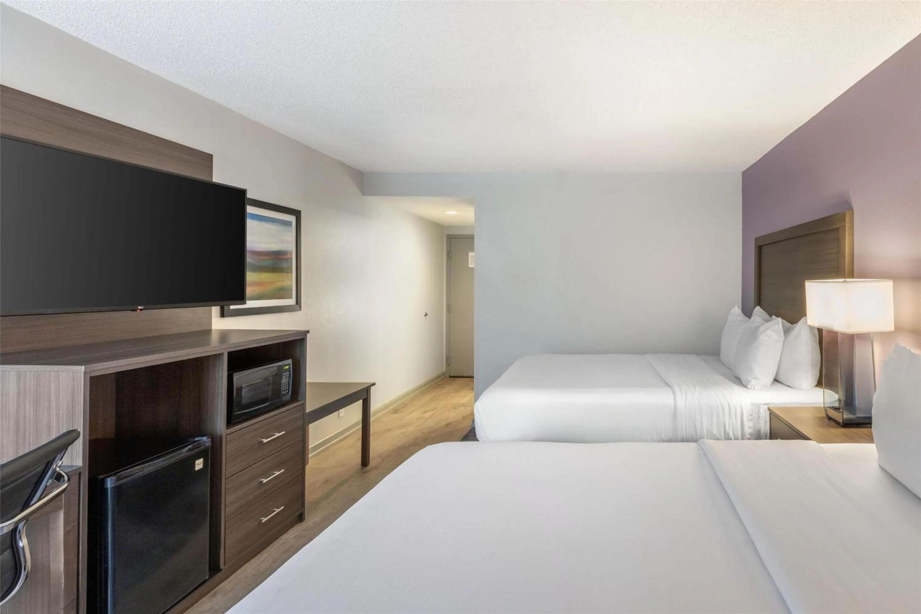 Bedroom, Bed in Best Western Hickory