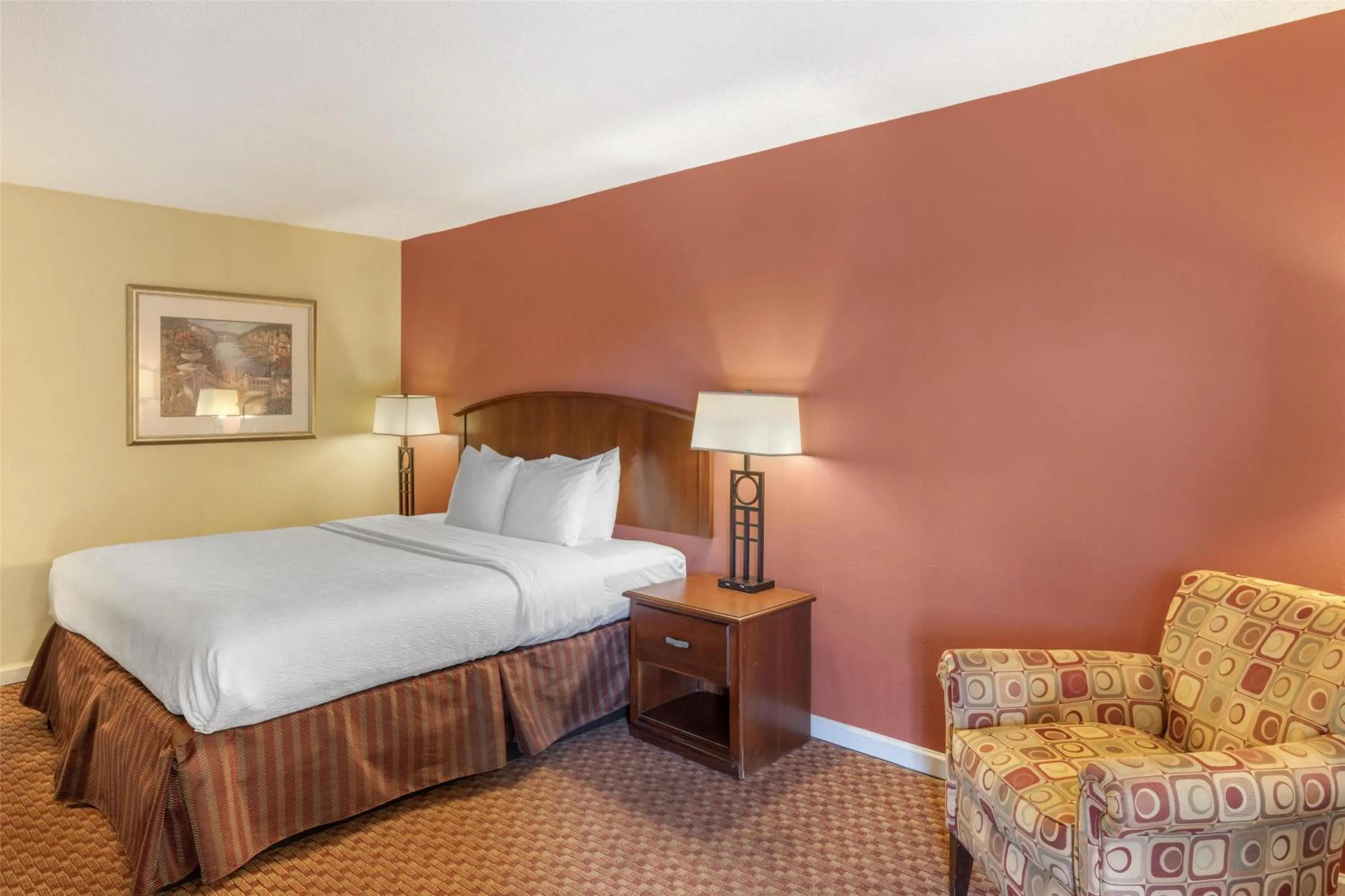 Bedroom, Bed in Best Western Hickory