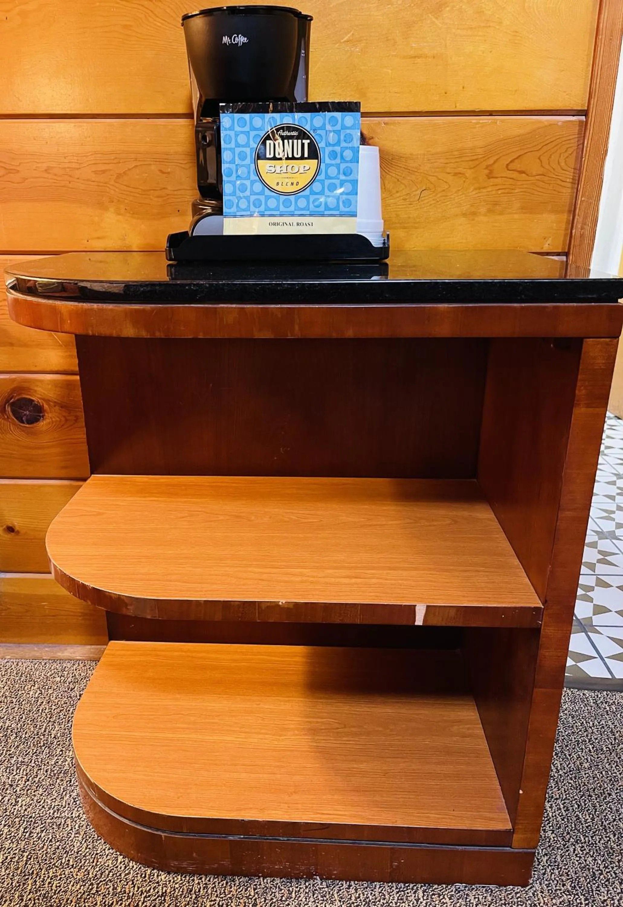 Coffee/tea facilities in Apple Inn Motel