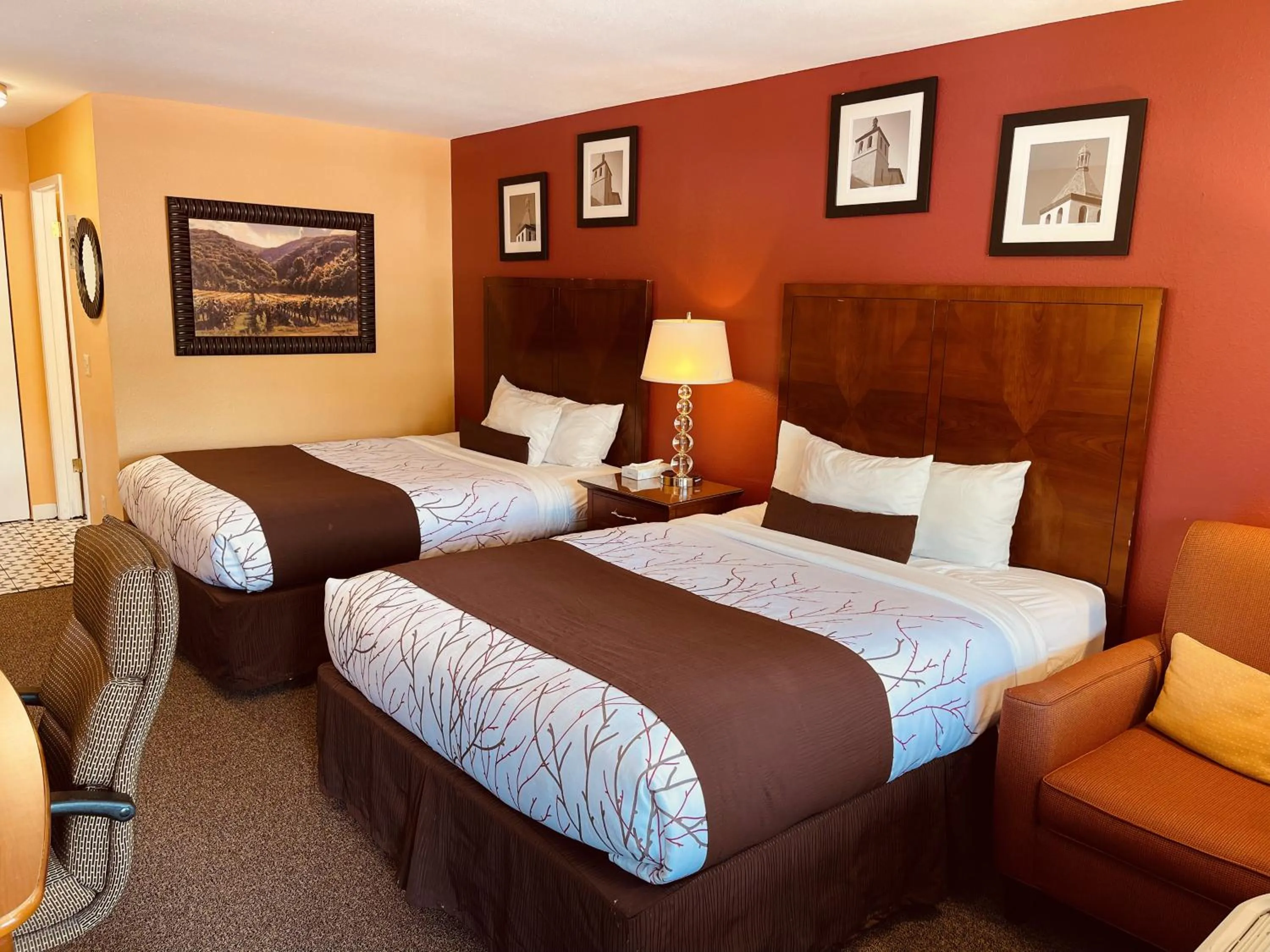 Photo of the whole room, Bed in Apple Inn Motel