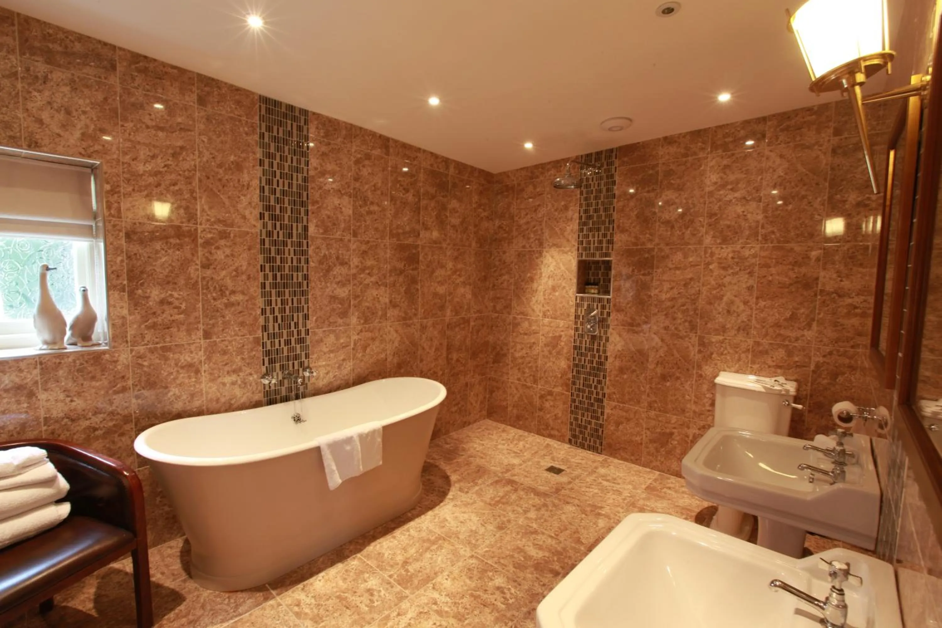 Bathroom in The White Hart
