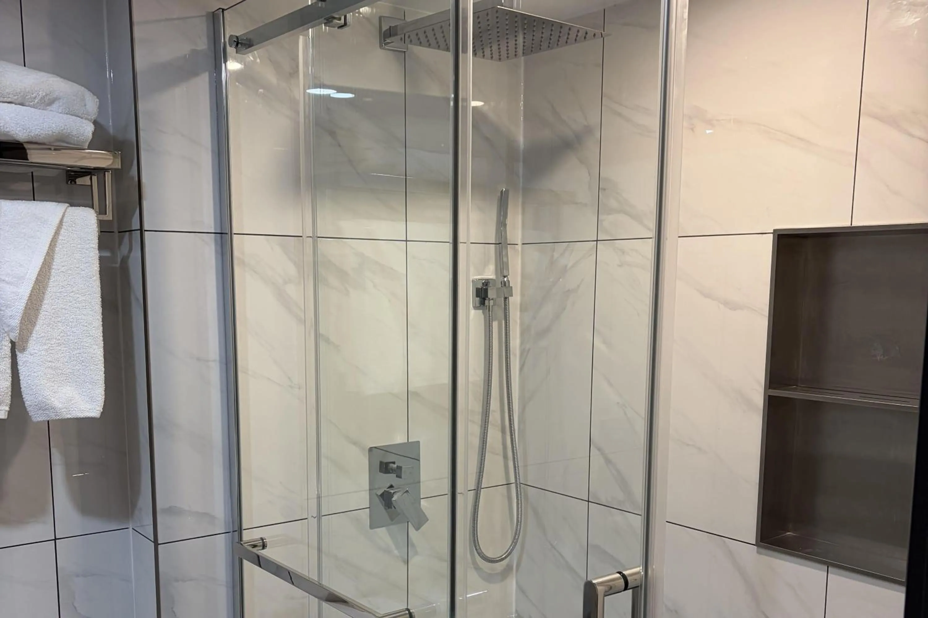 Bathroom in Travelodge by Wyndham Langley