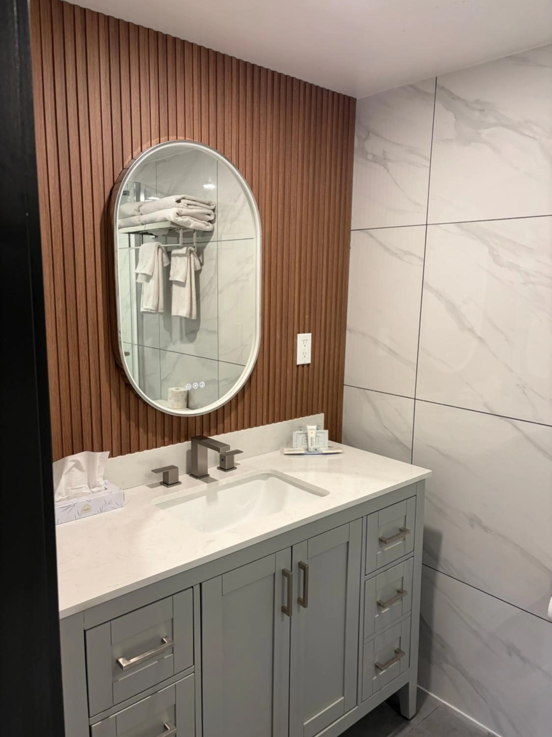 Bathroom in Travelodge by Wyndham Langley