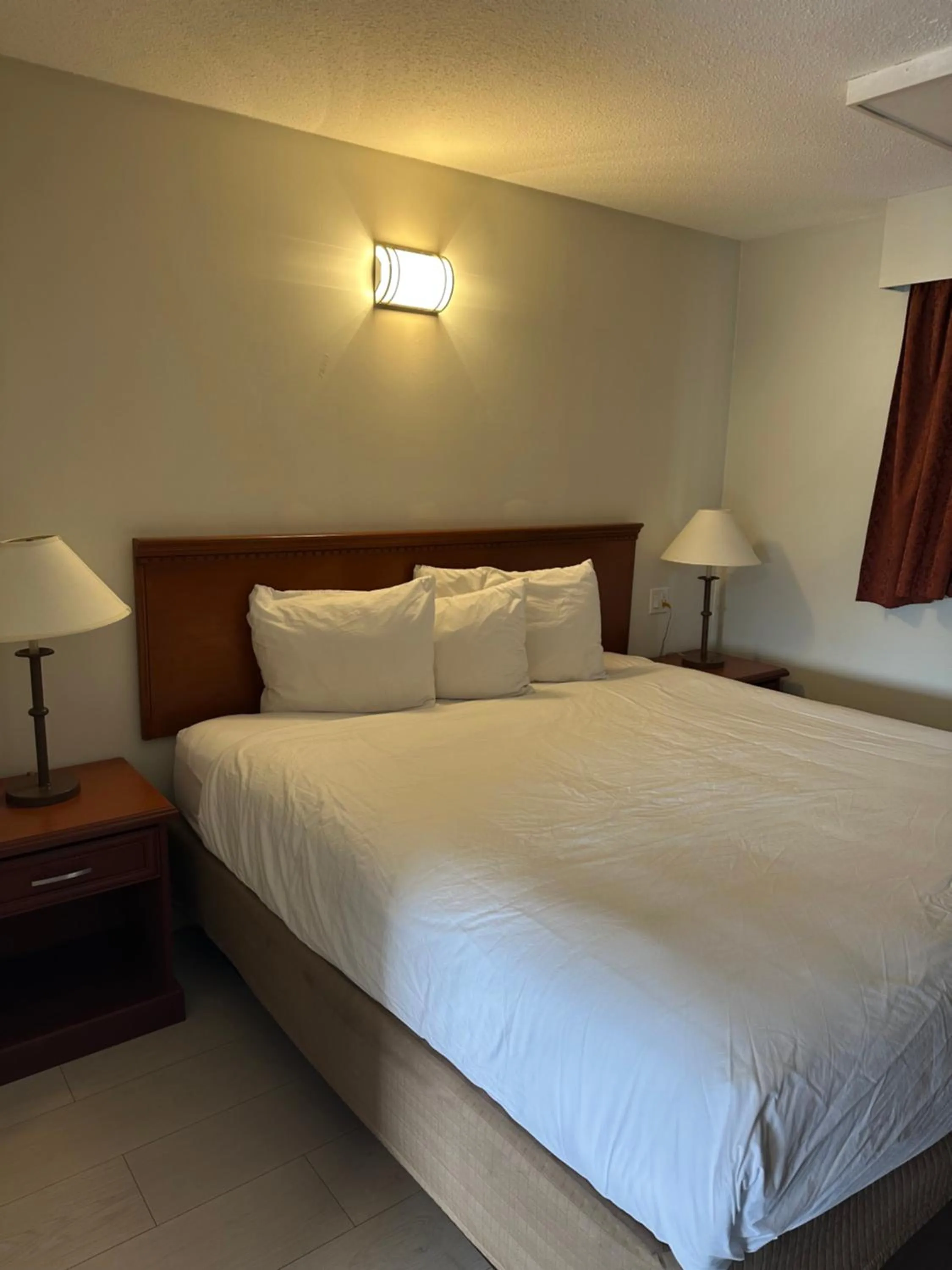 Bed in Travelodge by Wyndham Langley