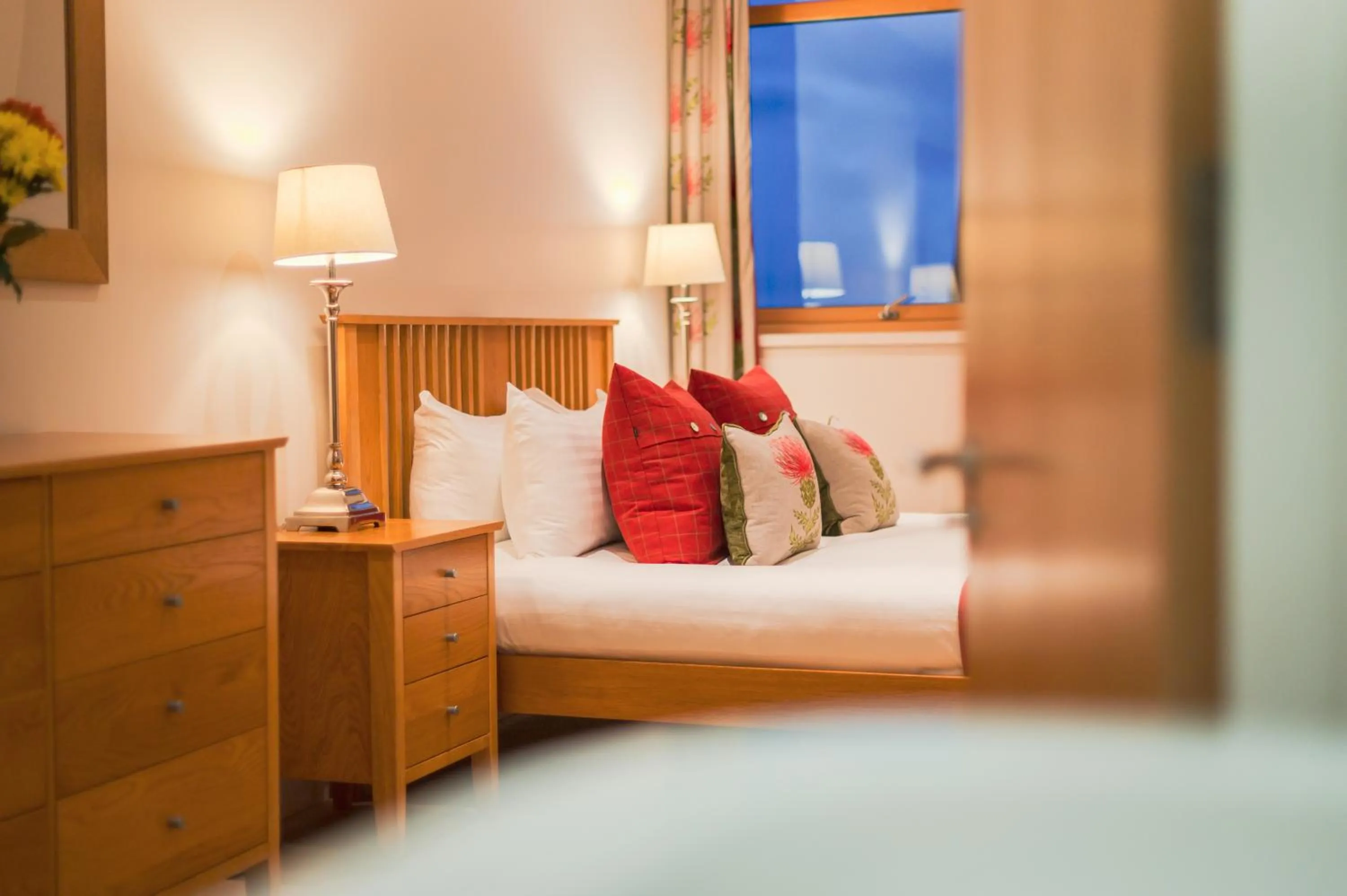 Bed in Highland Apartments by Mansley