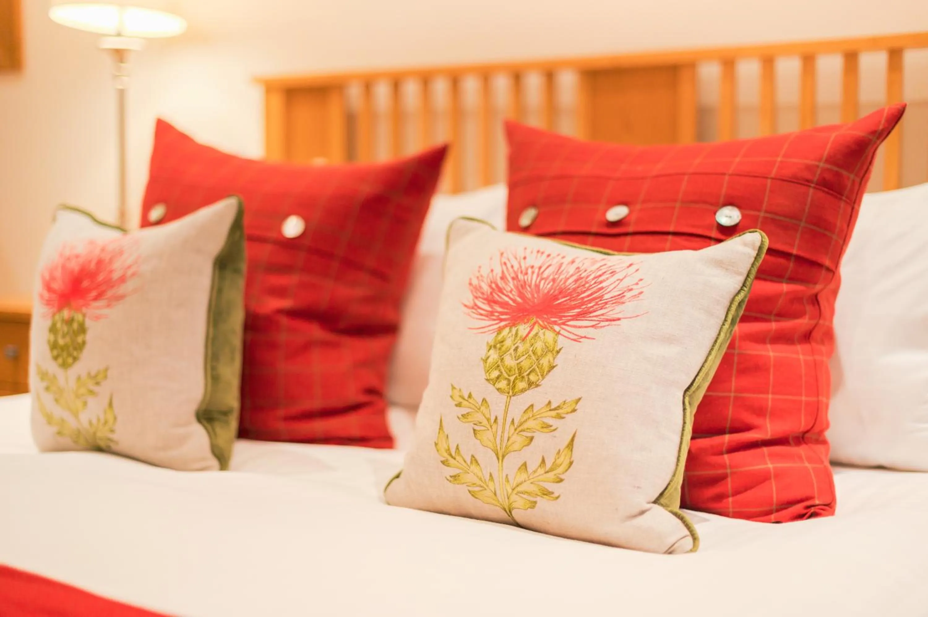 Bed in Highland Apartments by Mansley