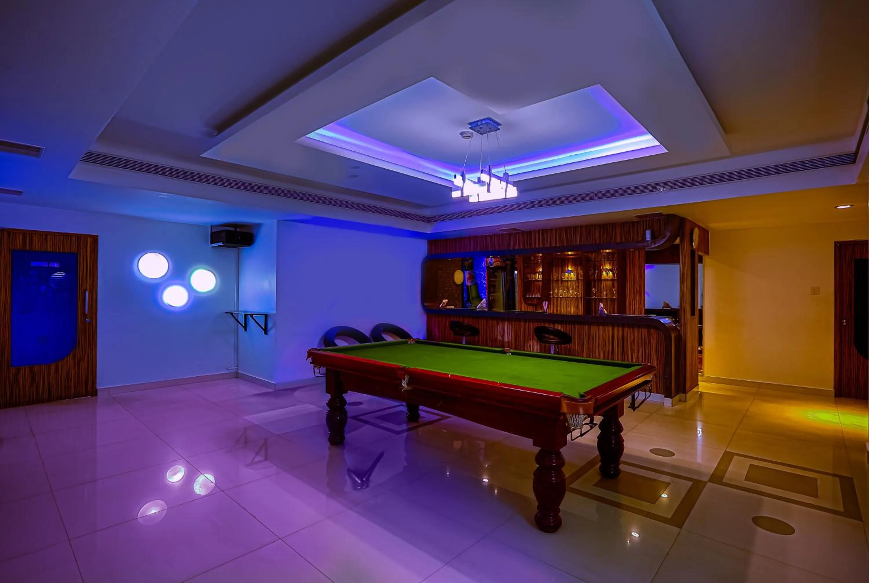 Restaurant/places to eat in NM Royale County