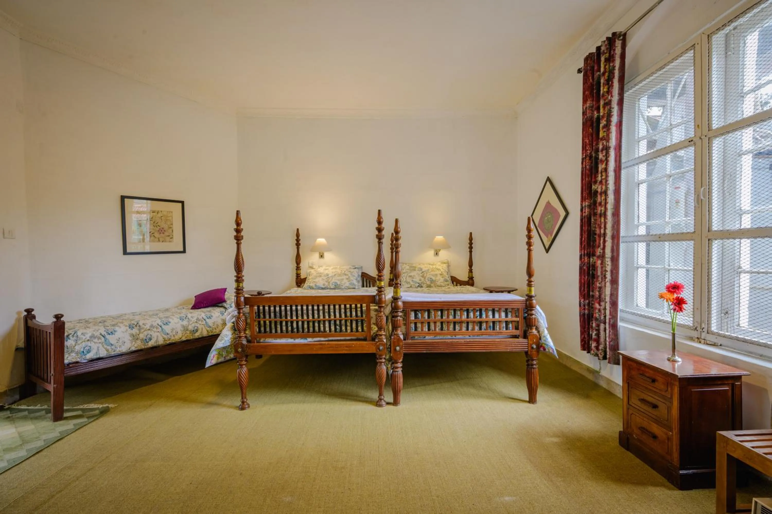 Photo of the whole room, Bed in Neemrana's Wallwood Garden