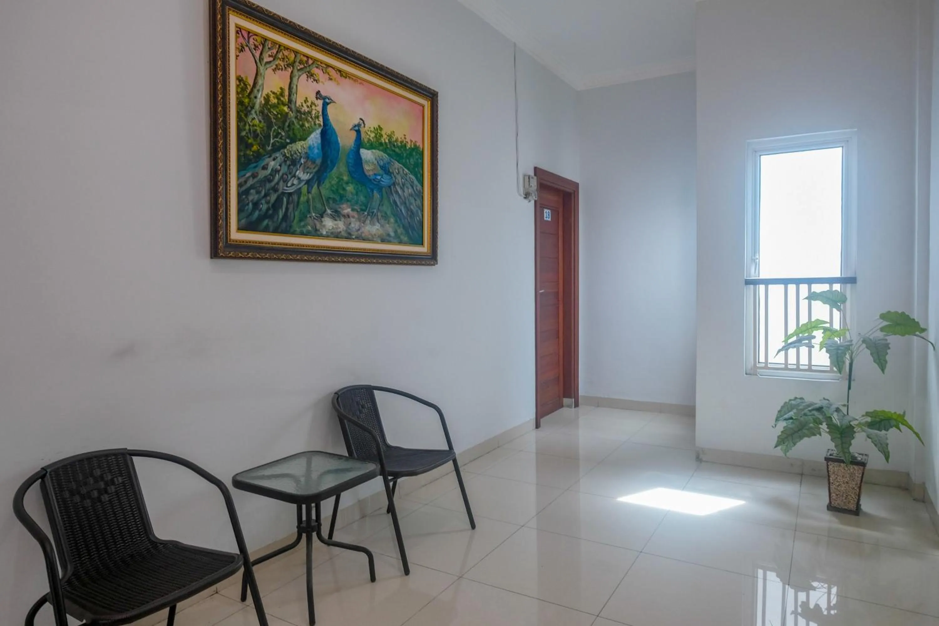 RedDoorz near Hermes Place Polonia Medan