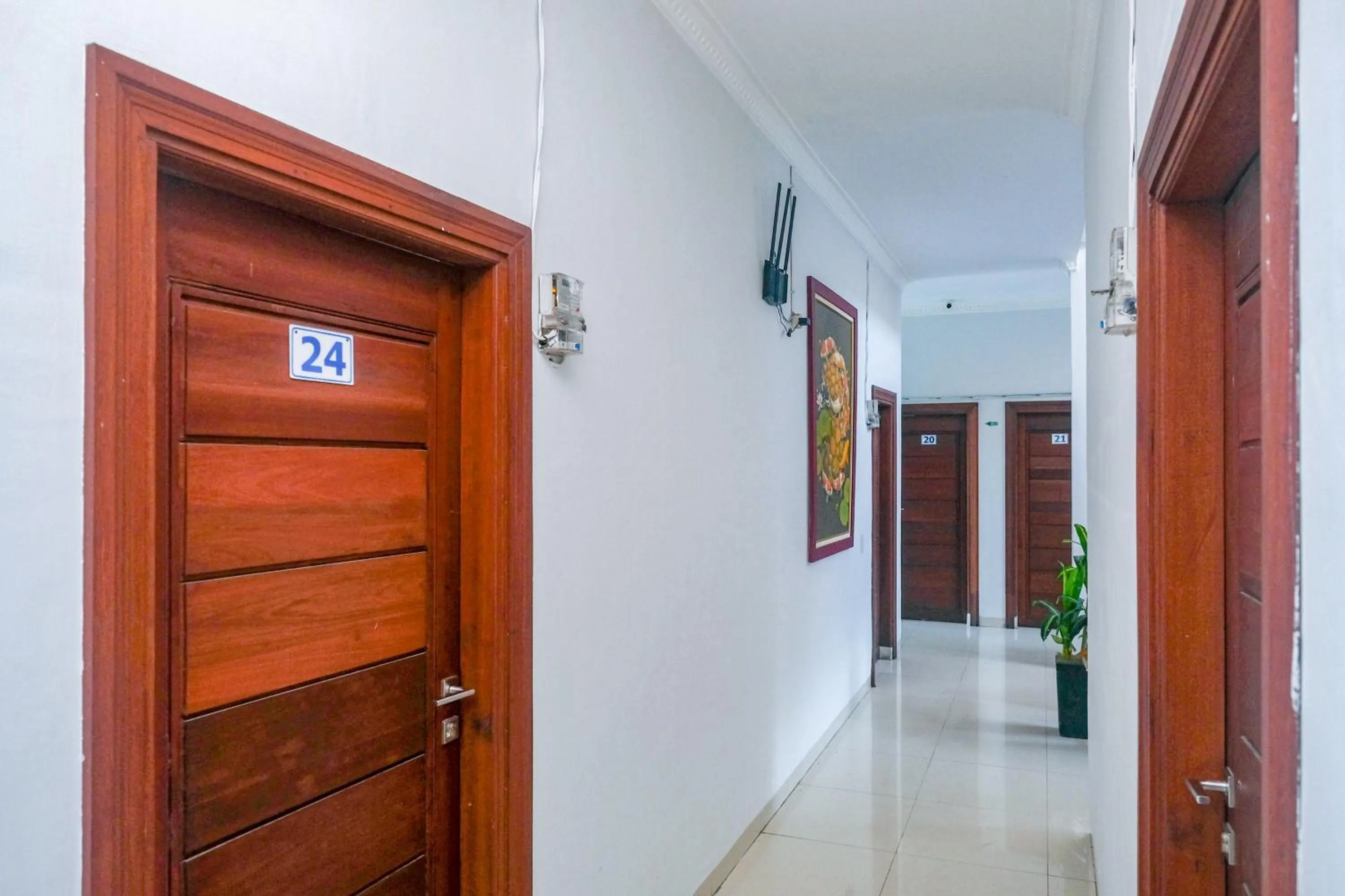 RedDoorz near Hermes Place Polonia Medan