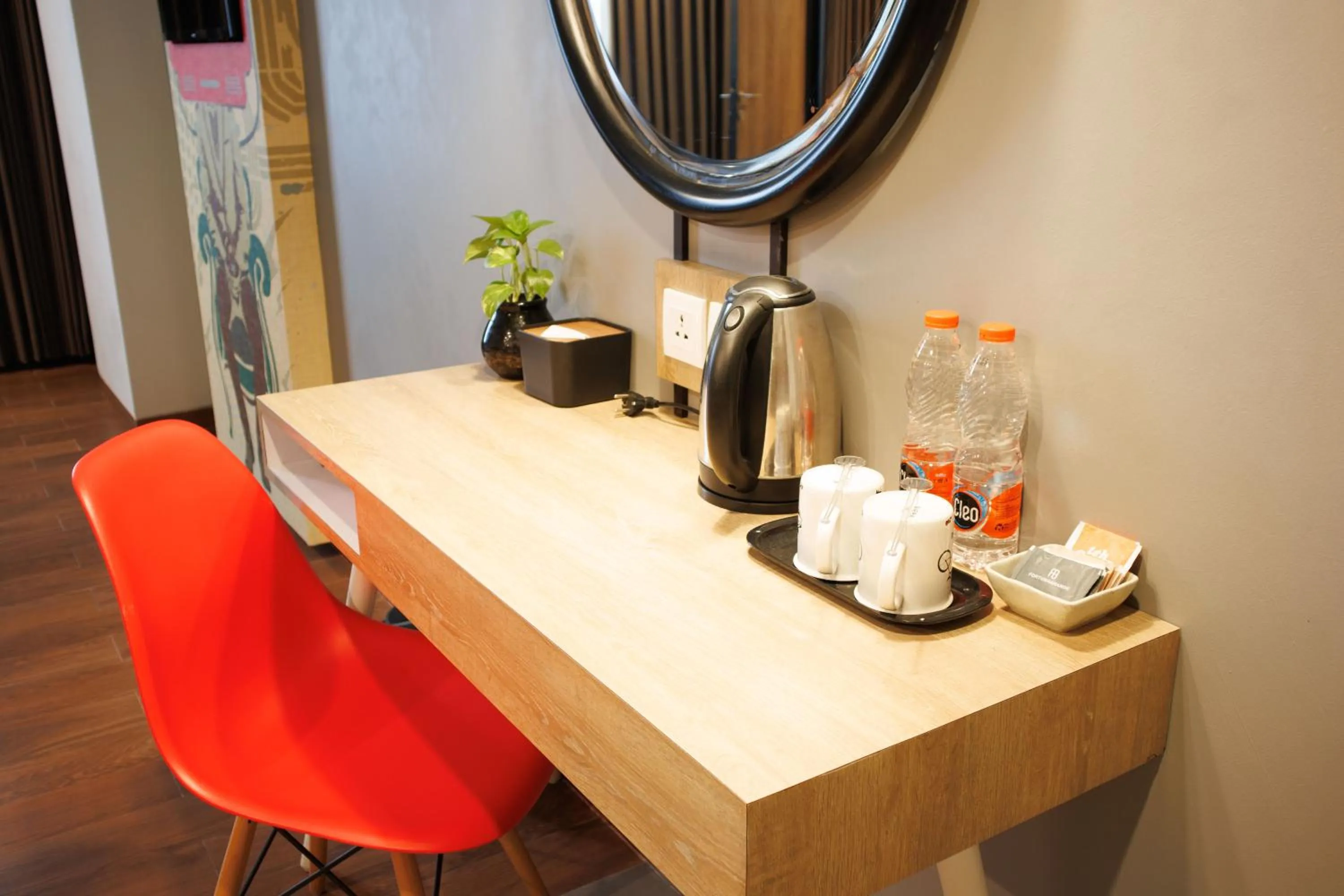 Coffee/tea facilities in Hotel Fortunagrande Jember By Fosia Hotels