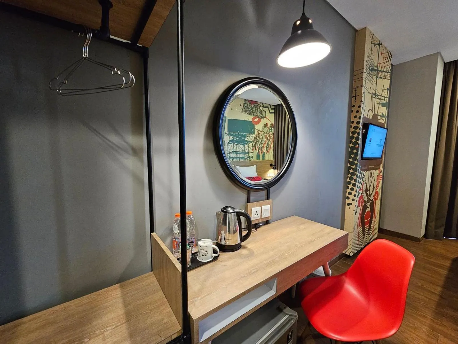 Coffee/tea facilities in Hotel Fortunagrande Jember By Fosia Hotels