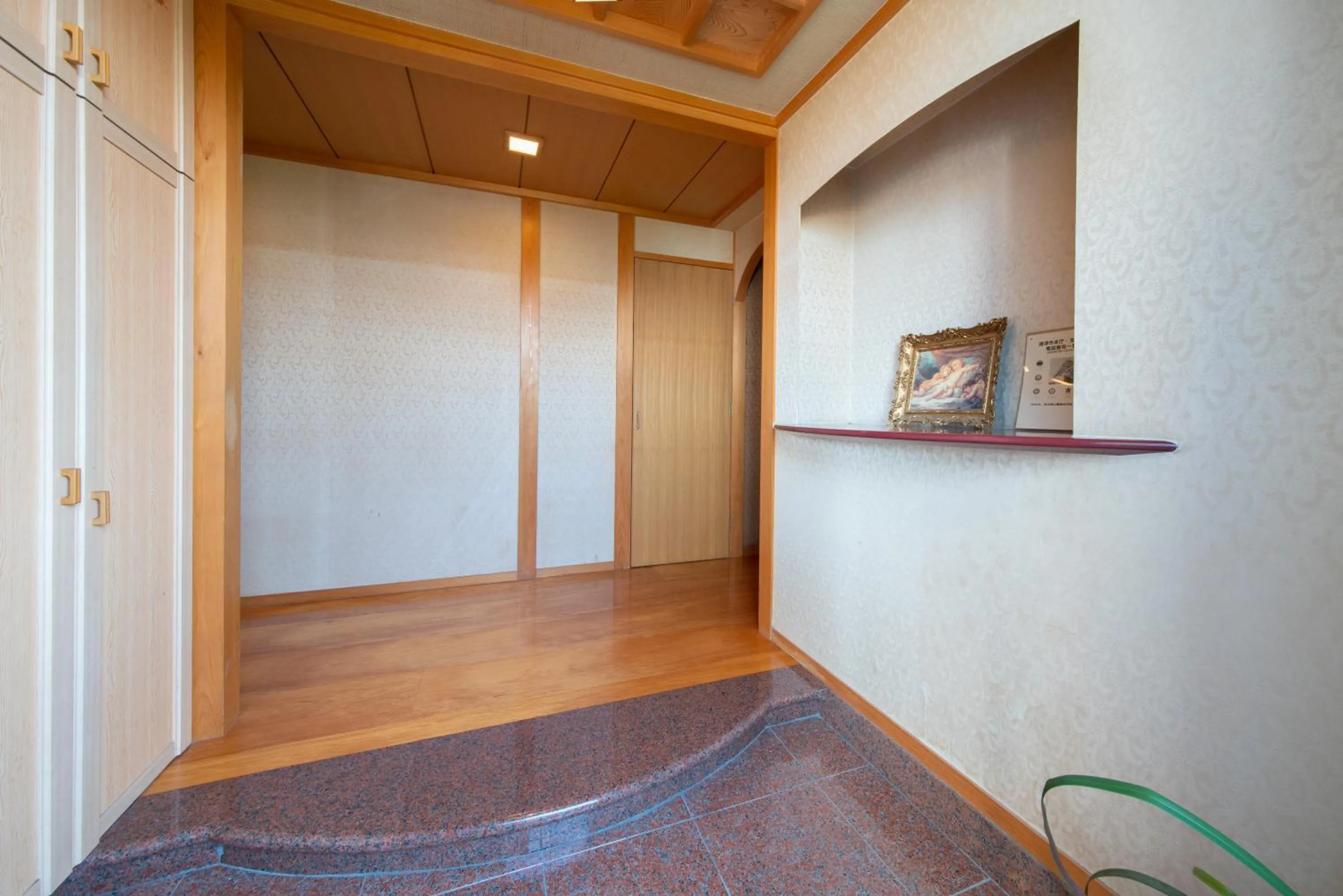 Photo of the whole room in Asuka Hotel