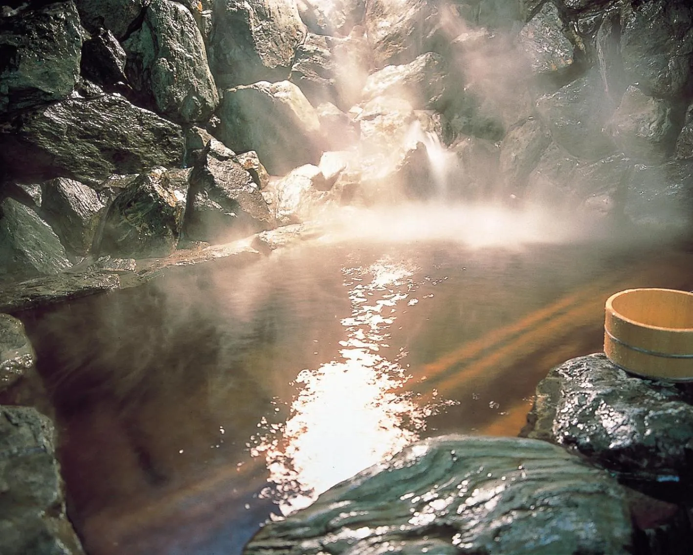 Hot Spring Bath in Kizukuri no Yado Hashizuya