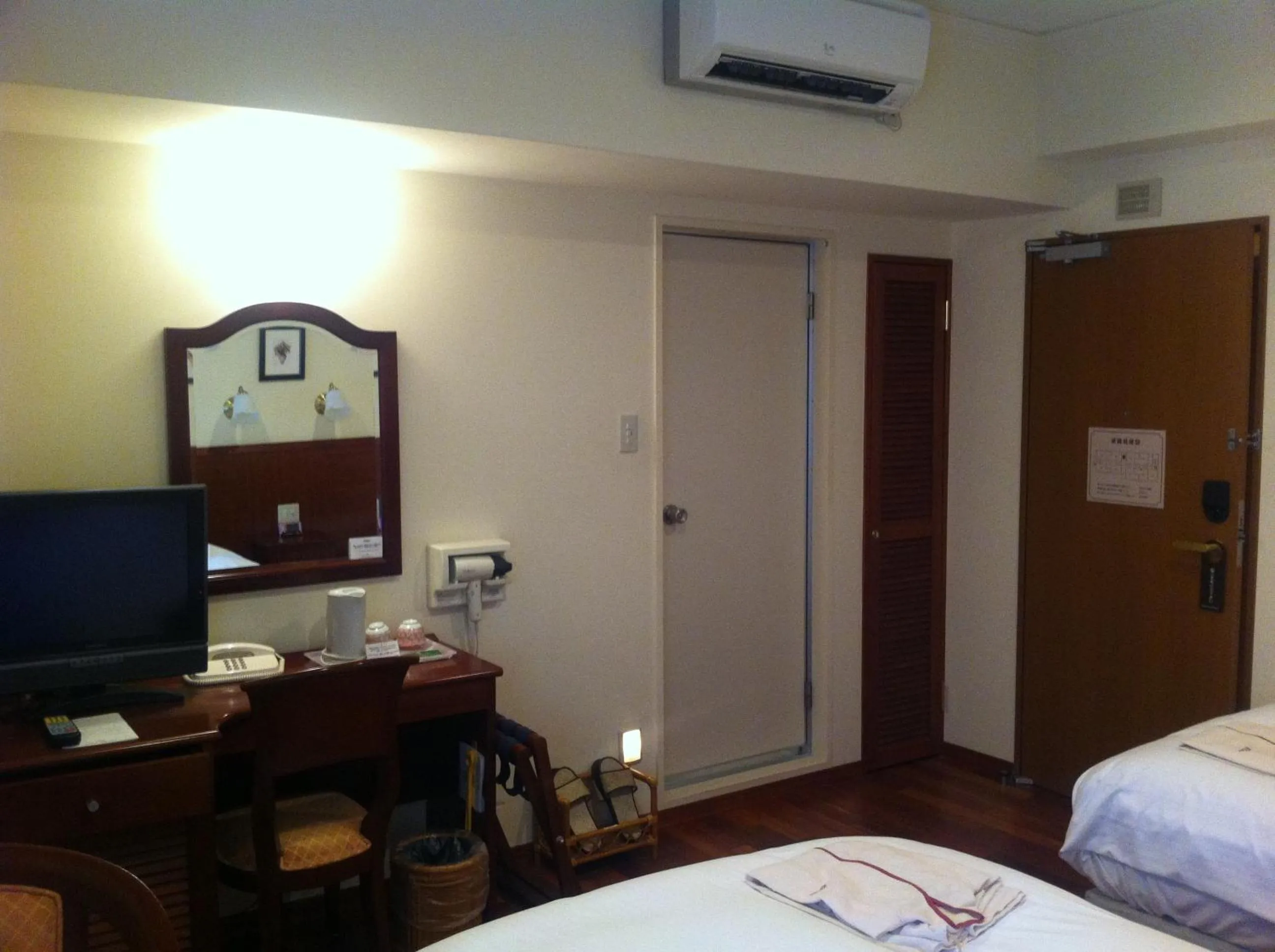 Photo of the whole room, Bed in Hotel Sun Queen