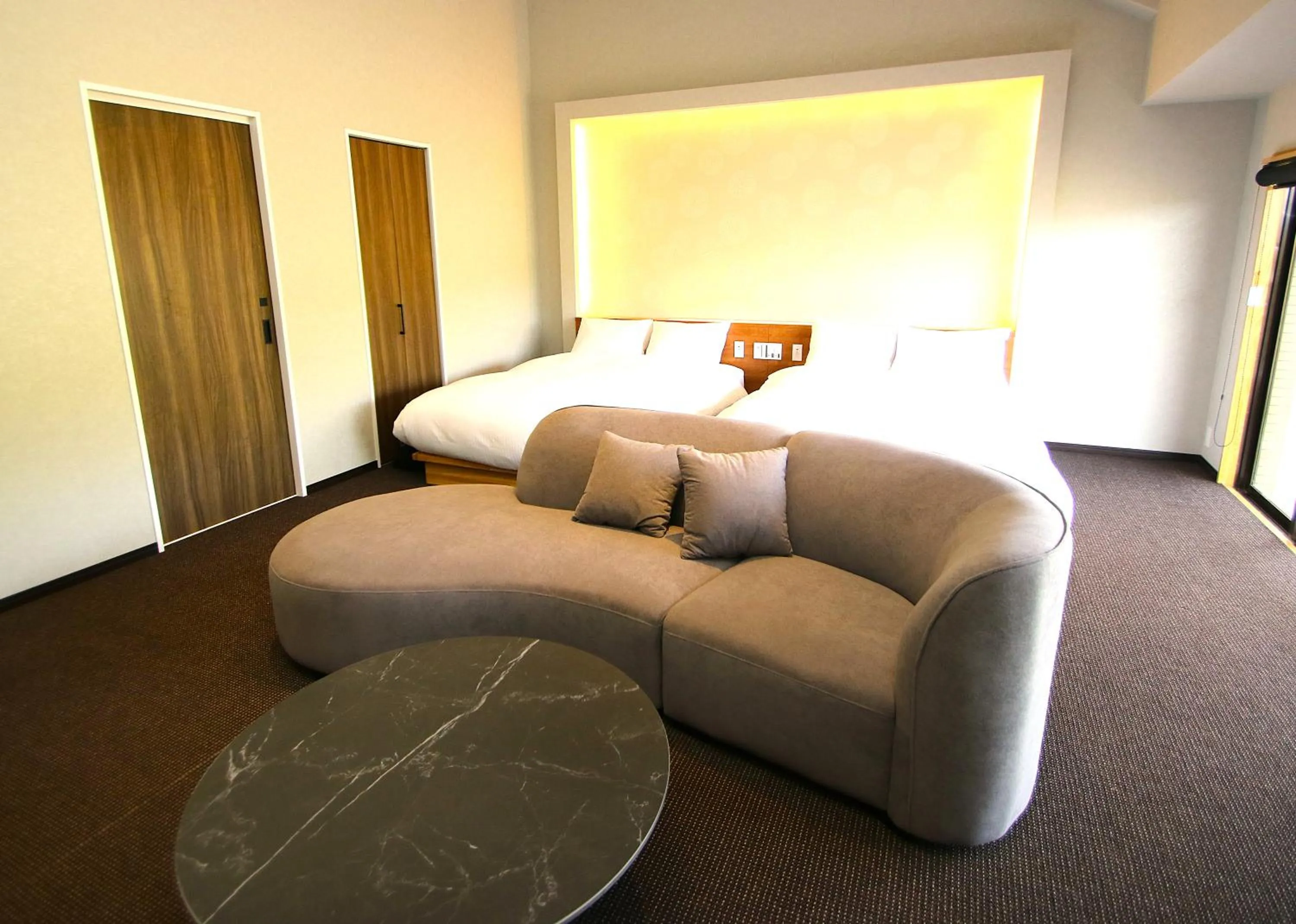 Bed in Hana No Shizuku