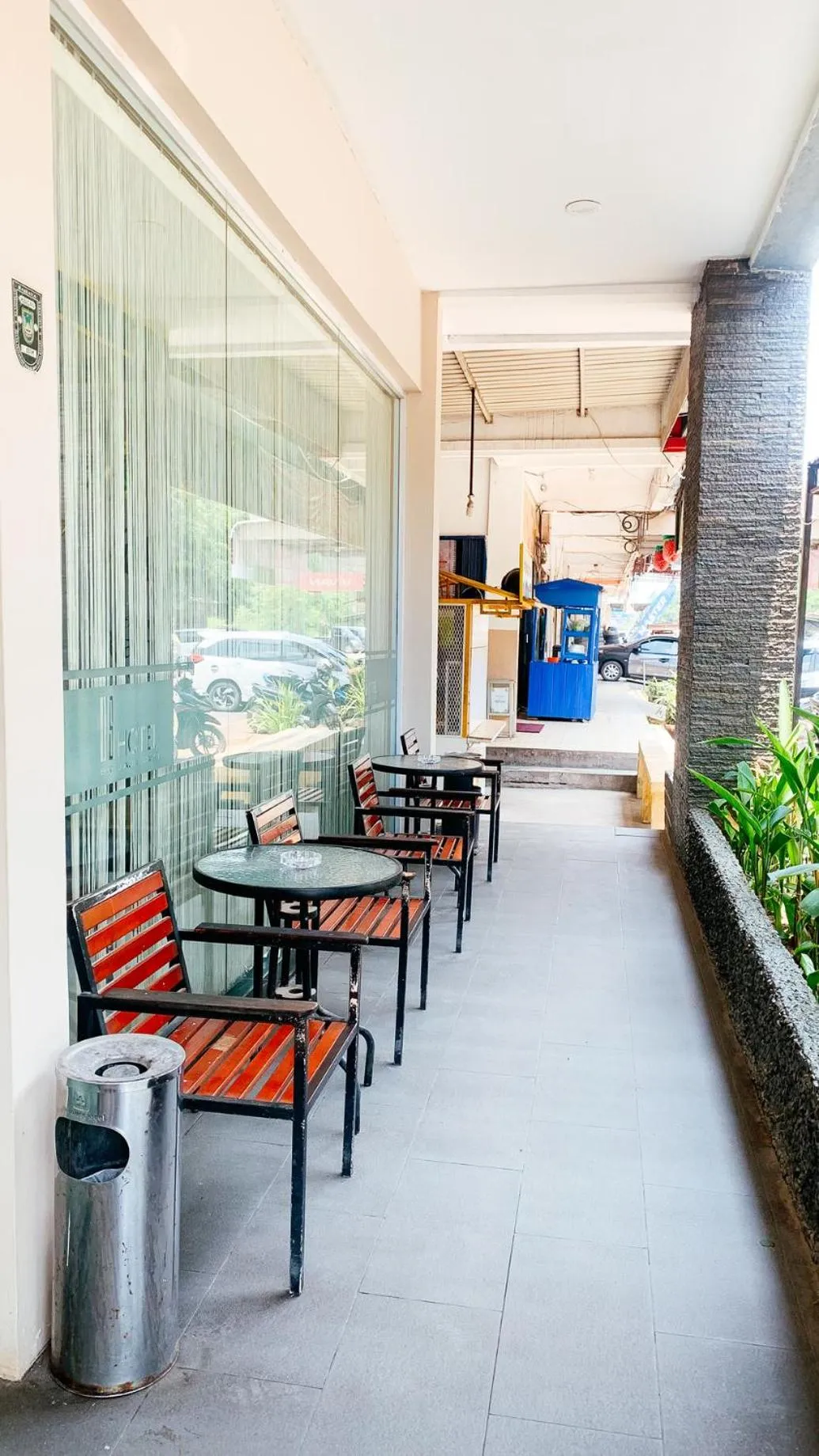 Seating area in OS Hotel Batu Aji Batam