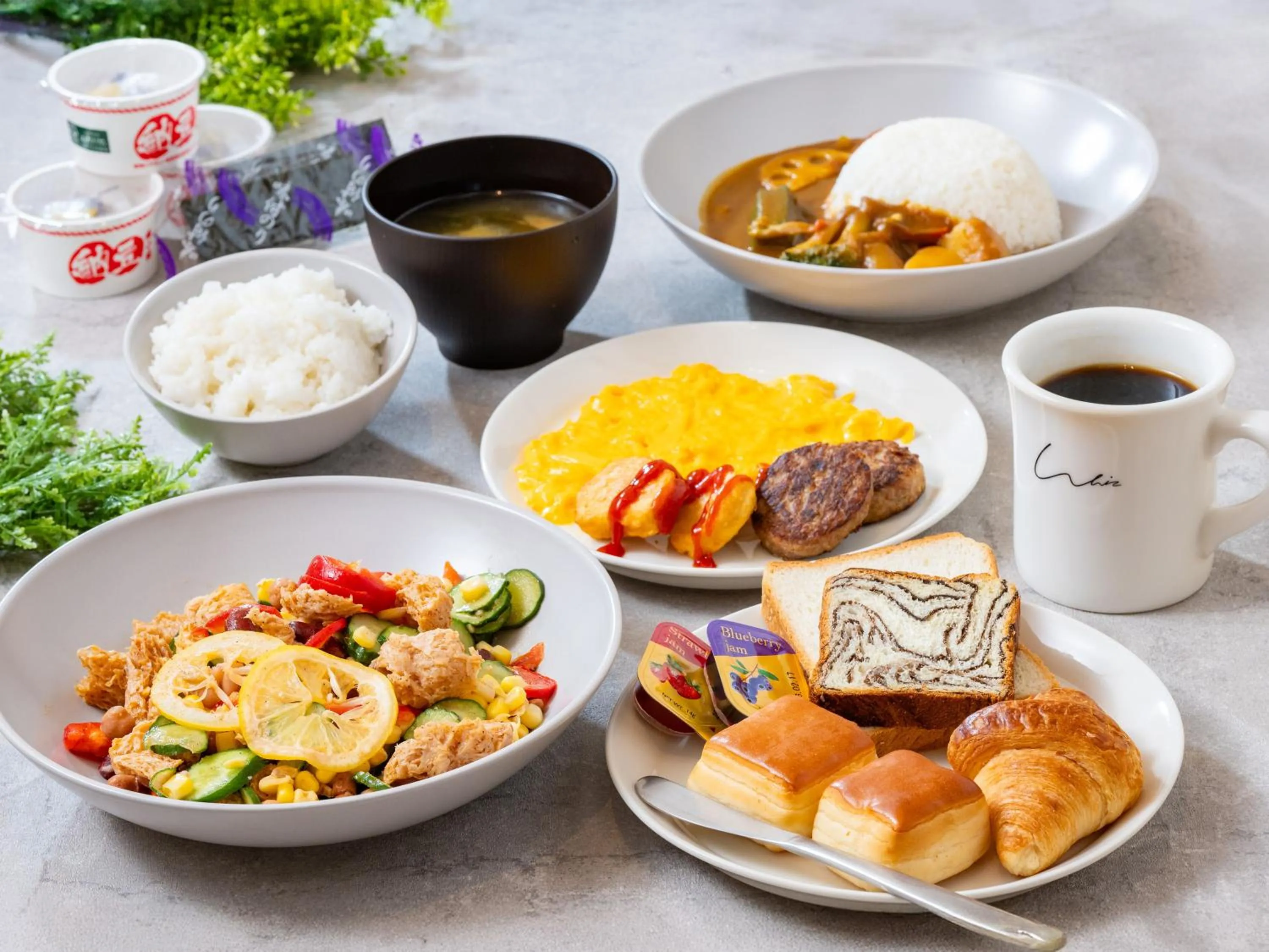 Restaurant/places to eat in APA Hotel Kanda Ekihigashi